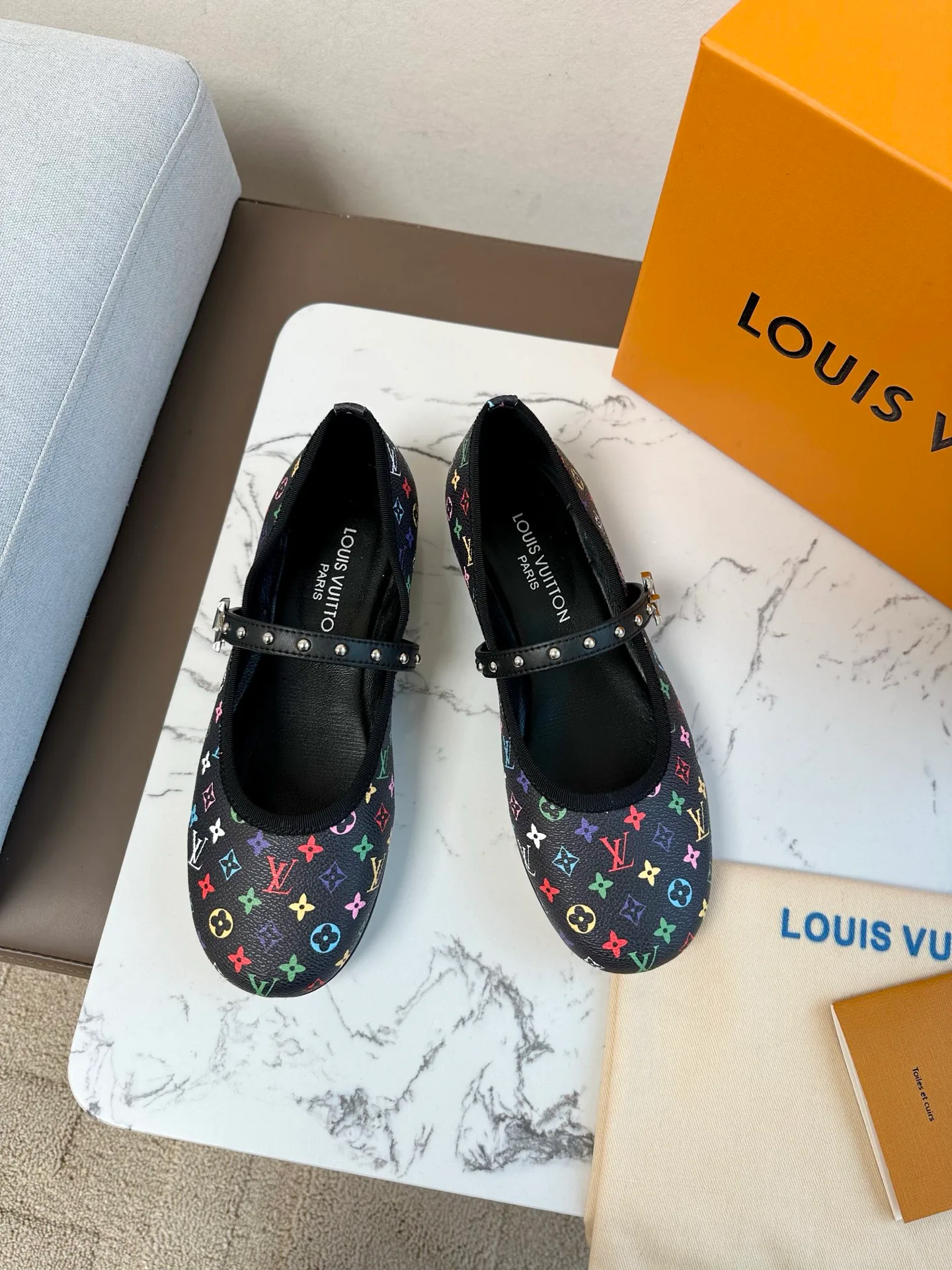 Балетки Женские Louis Vuitton 23237