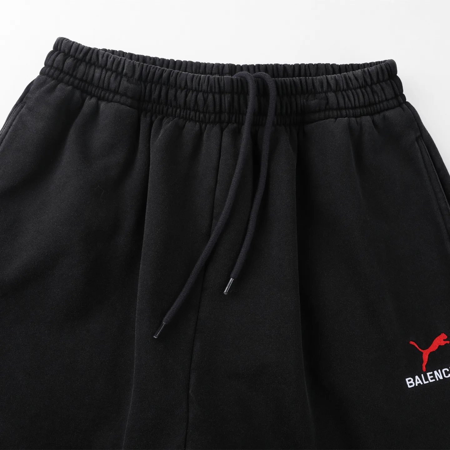 Шорты Мужские Balenciaga 18190594