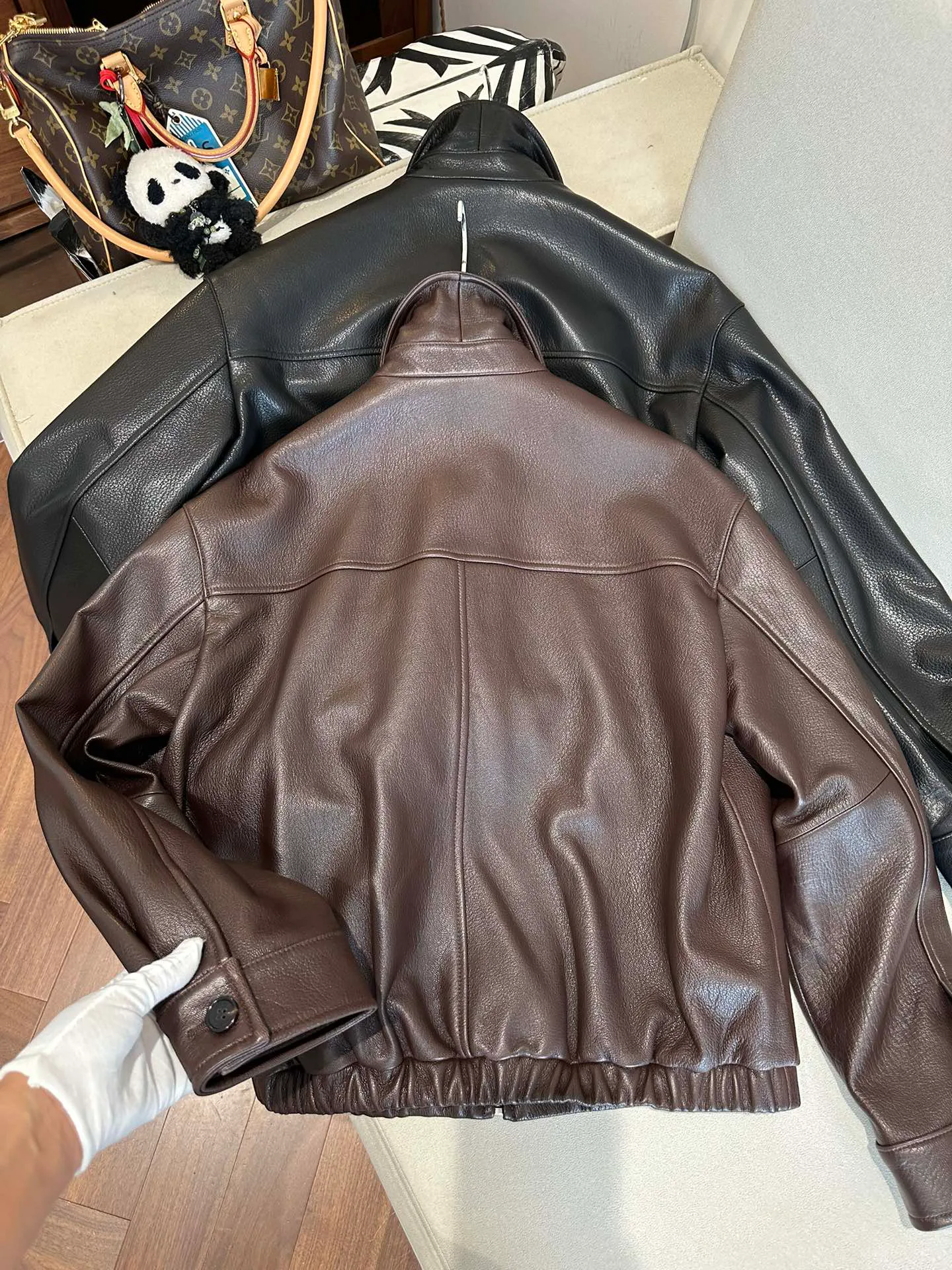 Кожаные Куртки И Дублёнки Женские Miu Miu 11625024