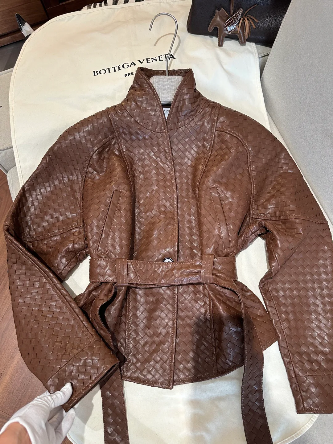 Кожаные Куртки И Дублёнки Женские Bottega Veneta 18485365
