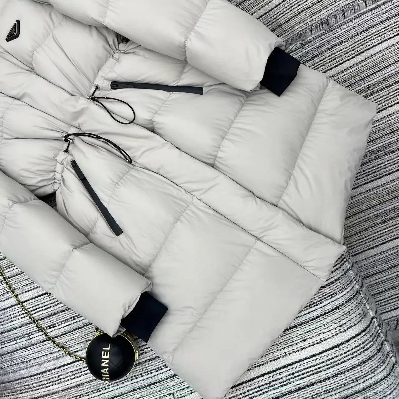 Пуховики Женские Prada 286652