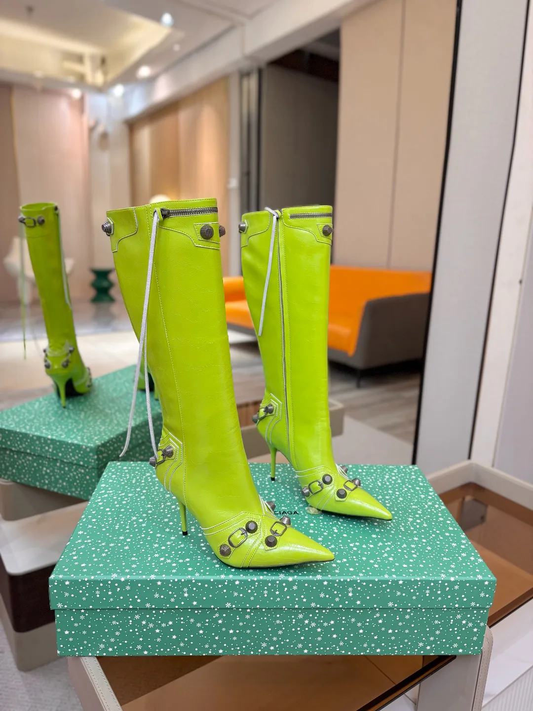 Сапоги Женские Balenciaga 18521339