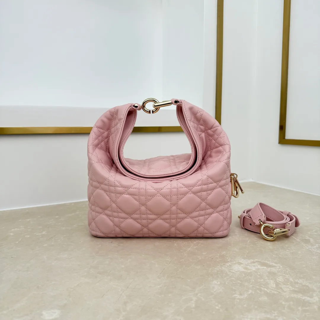 Классические Сумки Женские Christian Dior 18116292