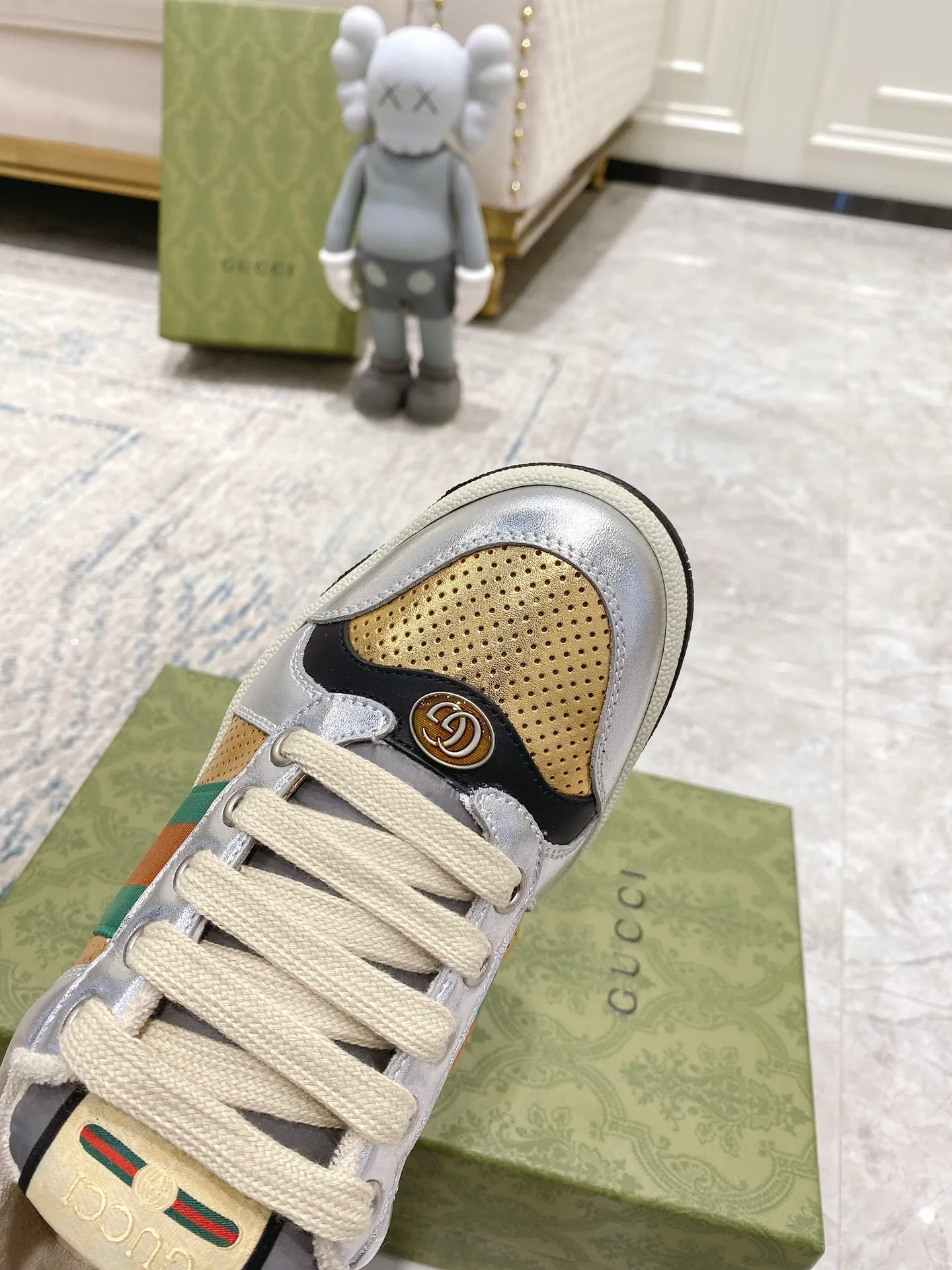 Кроссовки Женские Gucci 944999