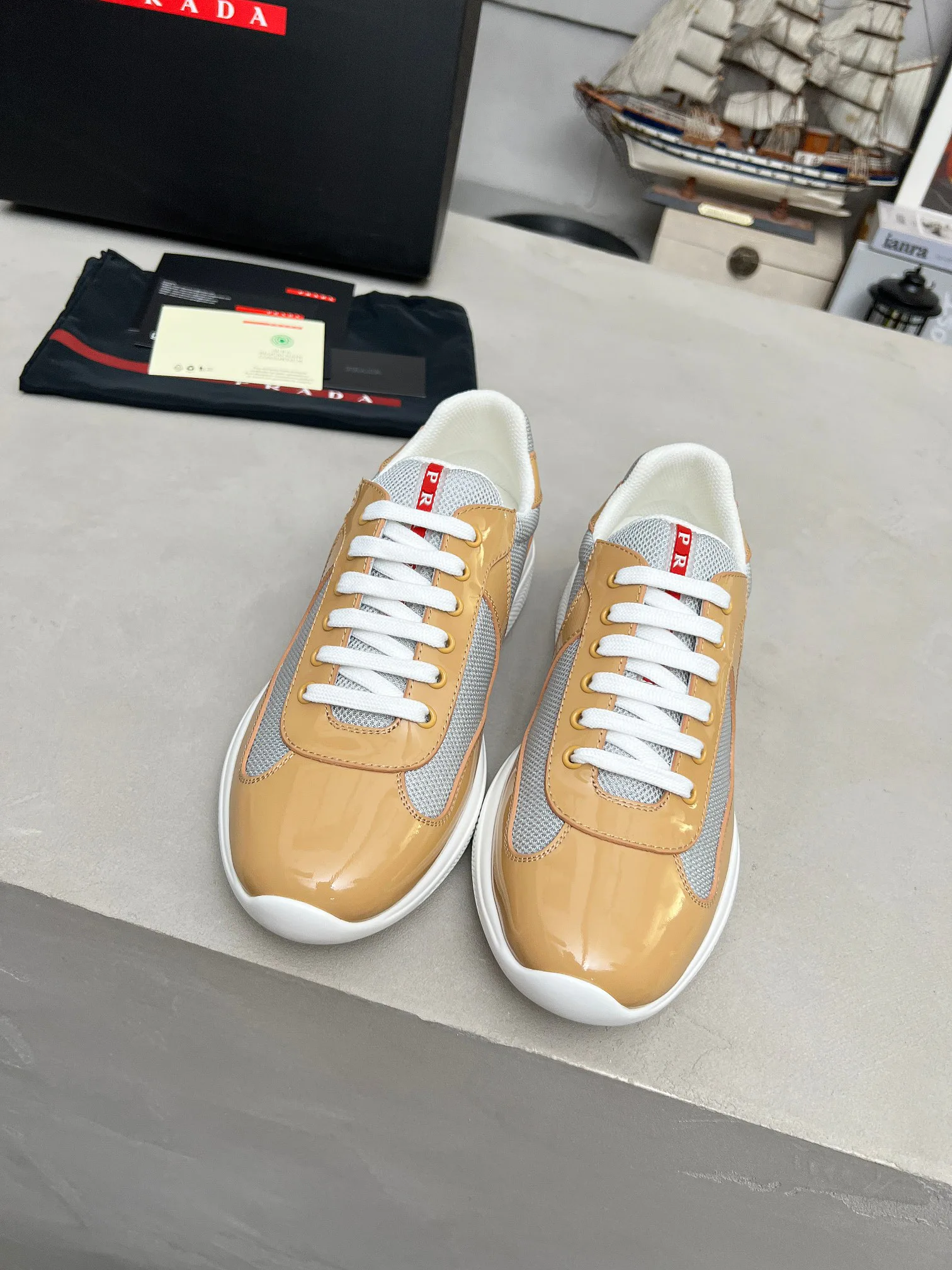 Кроссовки Женские Prada 931594