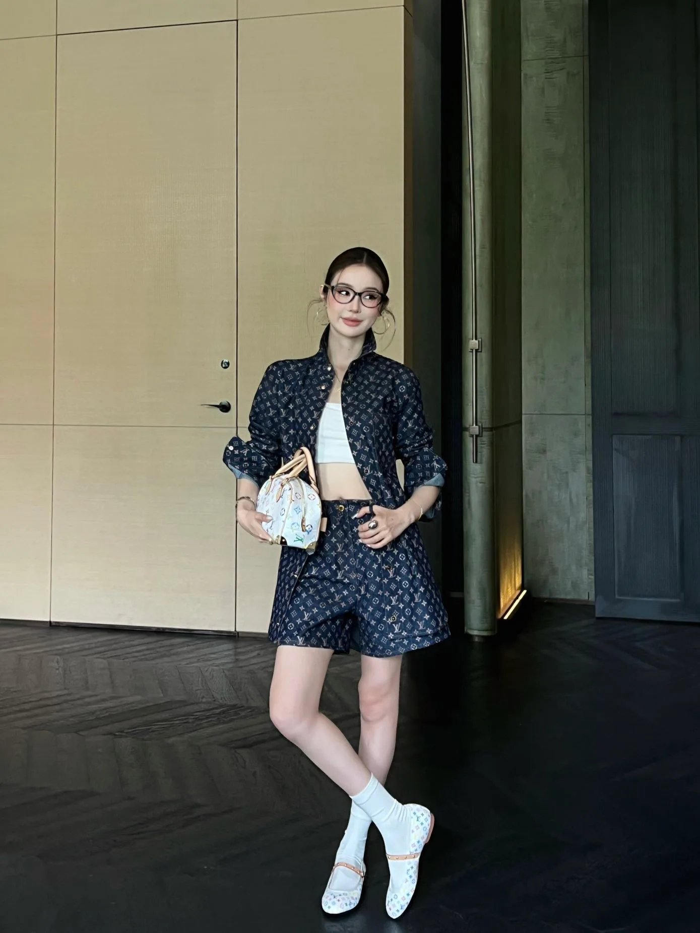 Шорты Женские Louis Vuitton 11775591