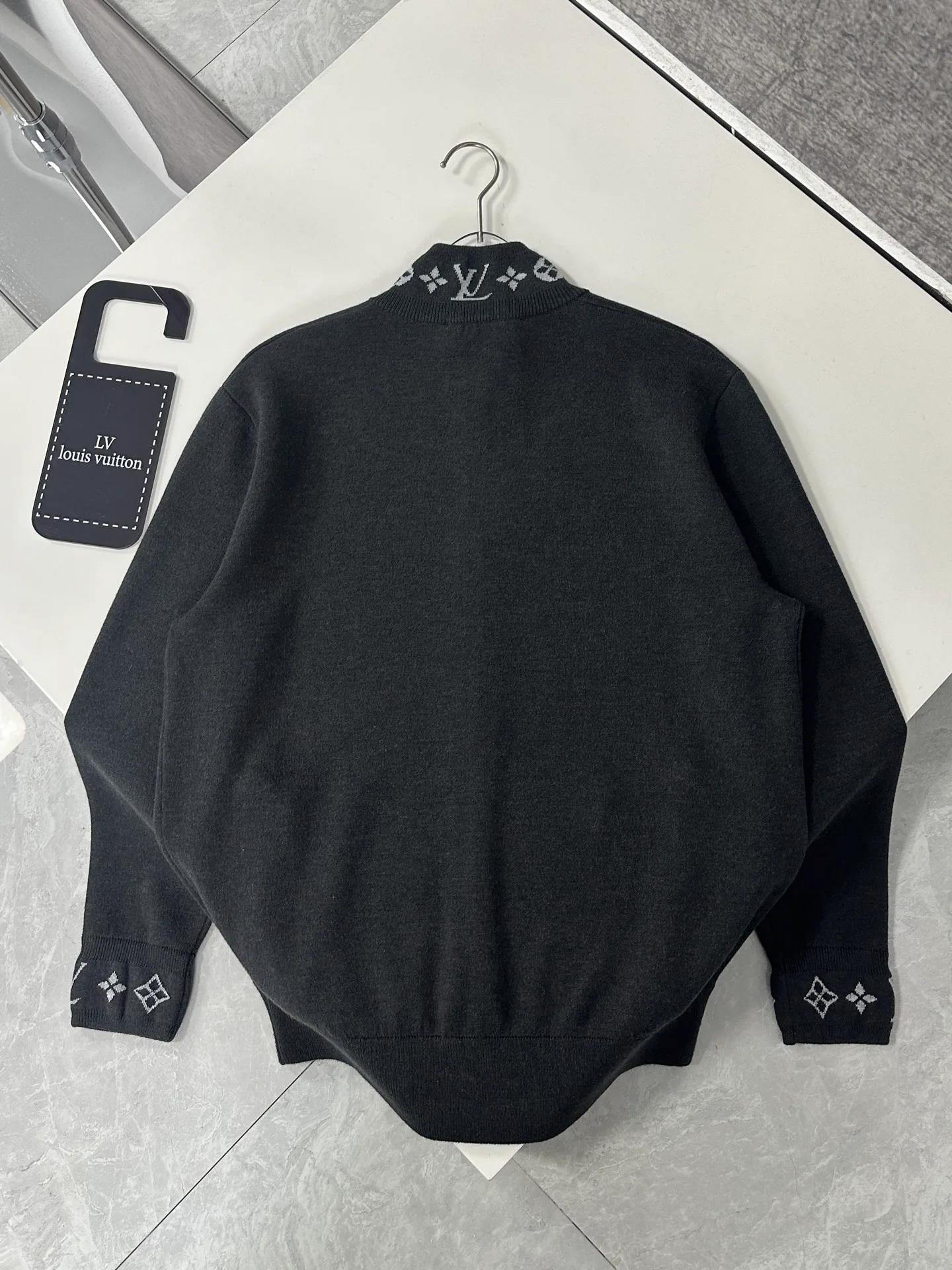 Куртки Женские Louis Vuitton Куртки Женские Louis Vuitton