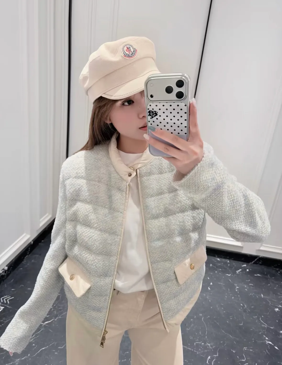 Куртки И Пуховики Женские Moncler 19677665