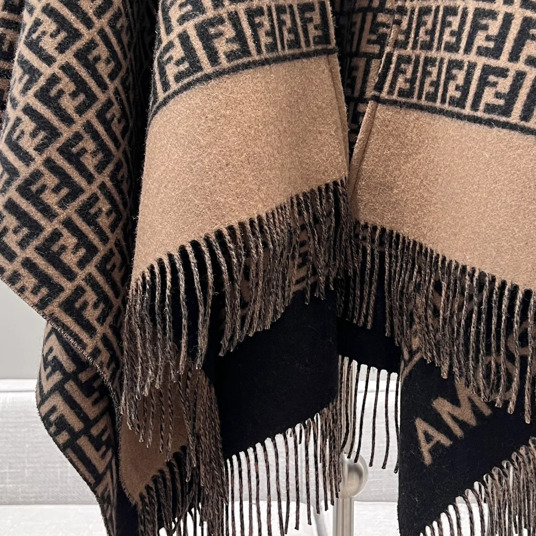 Шарфы Fendi 17992111