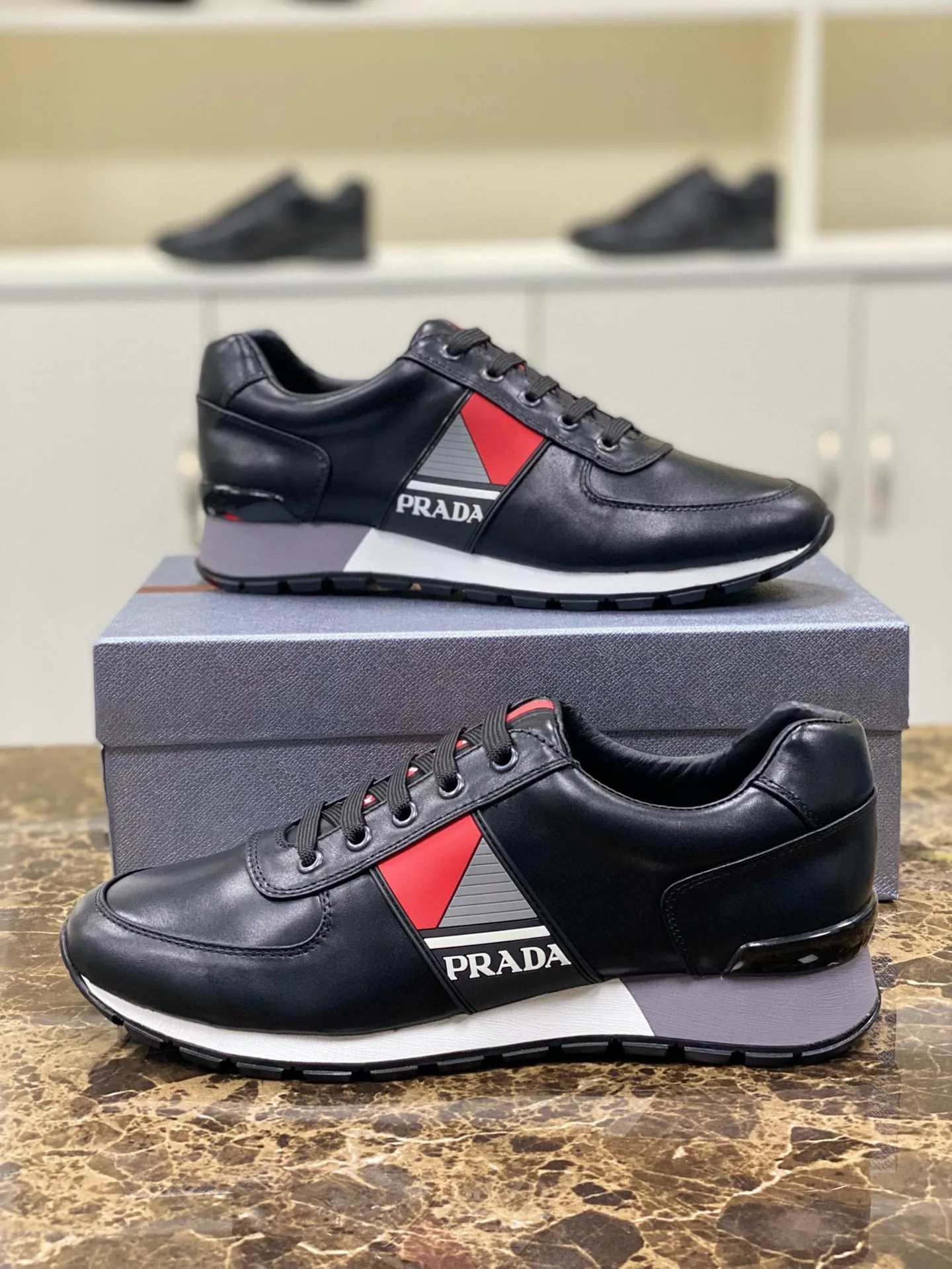 Кроссовки Женские Prada 6264174