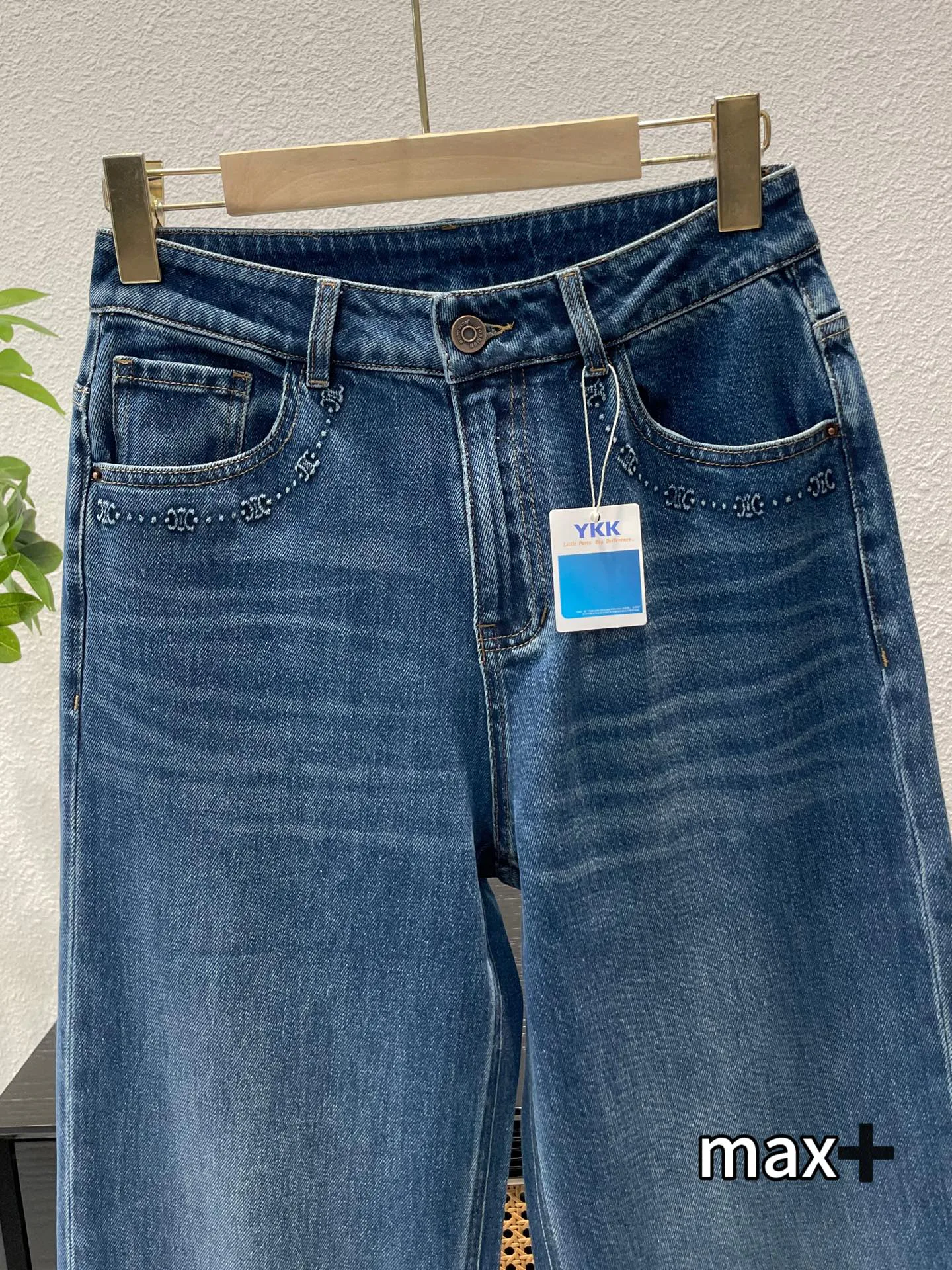 Джинсы Женские Celine 18288750