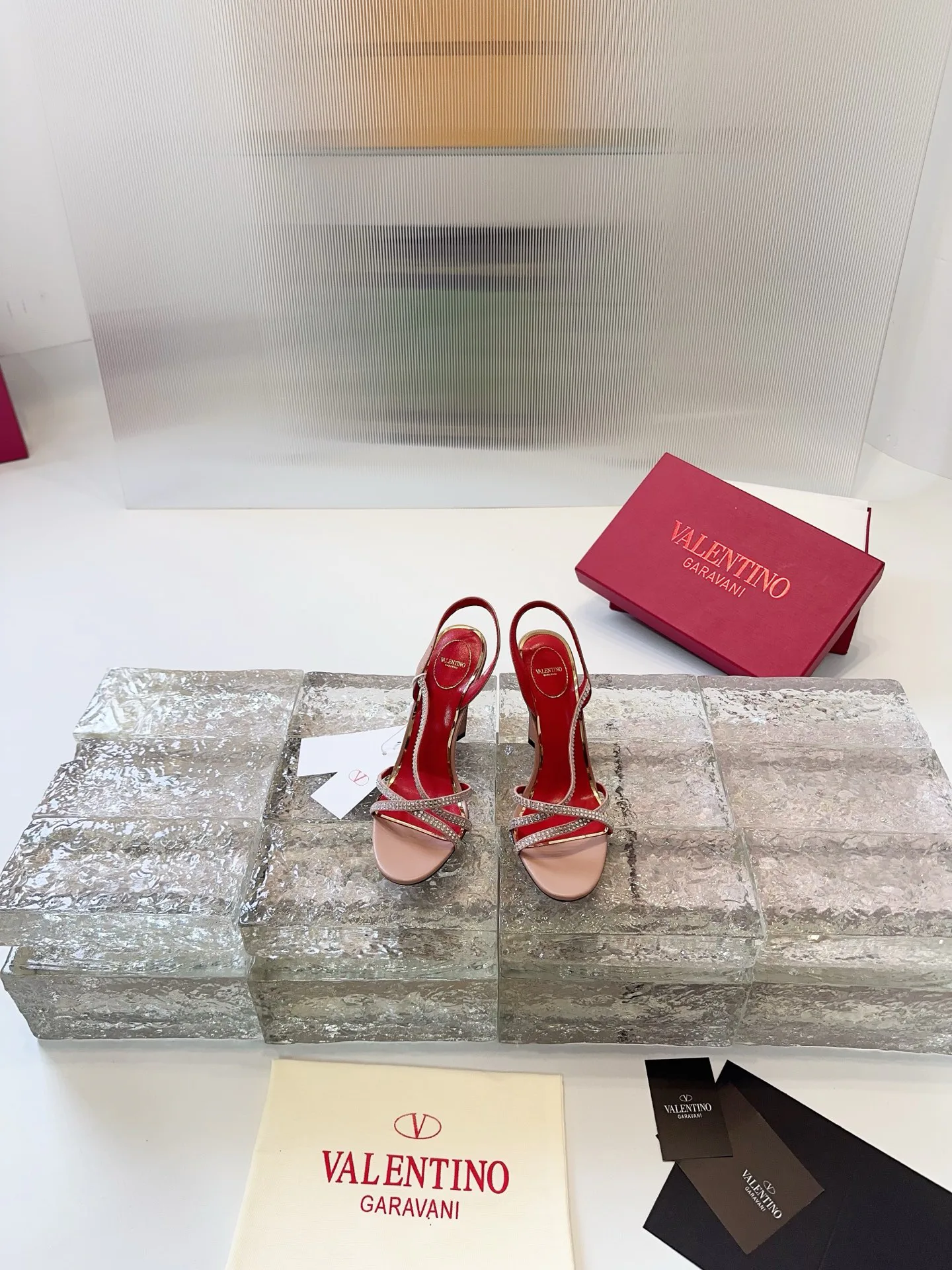 Босоножки Женские Valentino 3675746