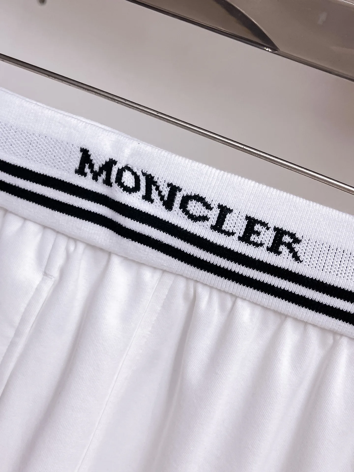 Шорты Мужские Moncler 13417633