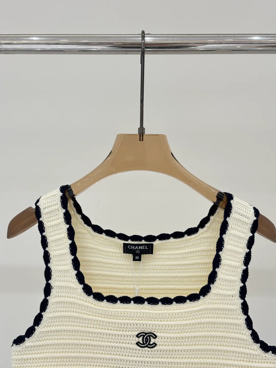 Жилеты Женские Chanel 13170020