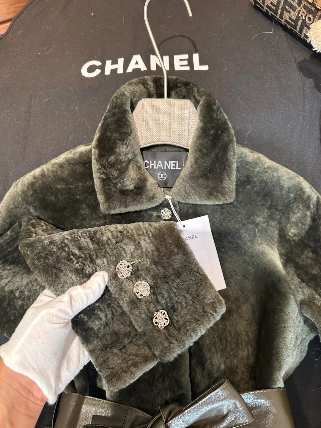 Кожаные Куртки И Дублёнки Женские Chanel 19134534