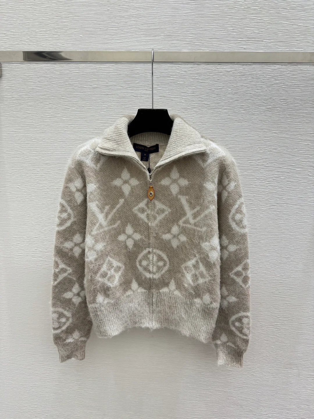 Джемперы И Свитеры Женские Louis Vuitton 18616012