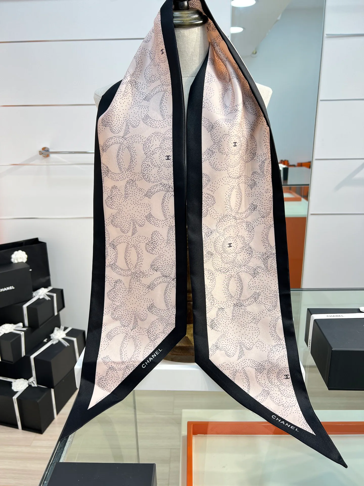 Шарфы Chanel 11527452