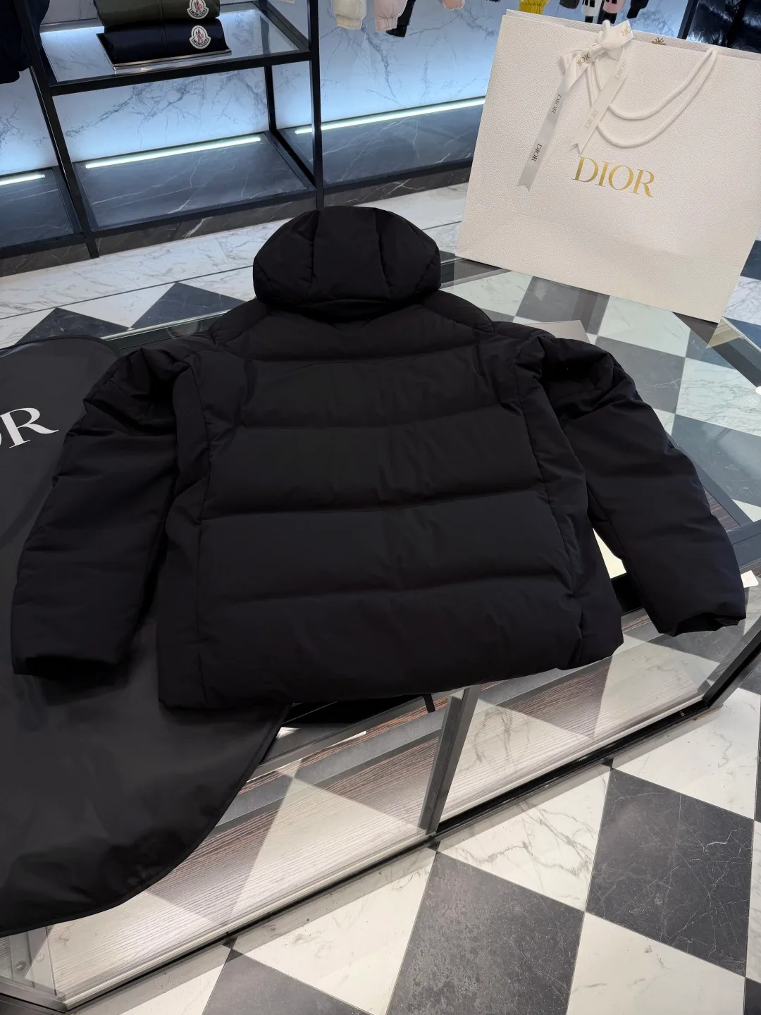 Куртки И Пуховики Женские Christian Dior 18007709