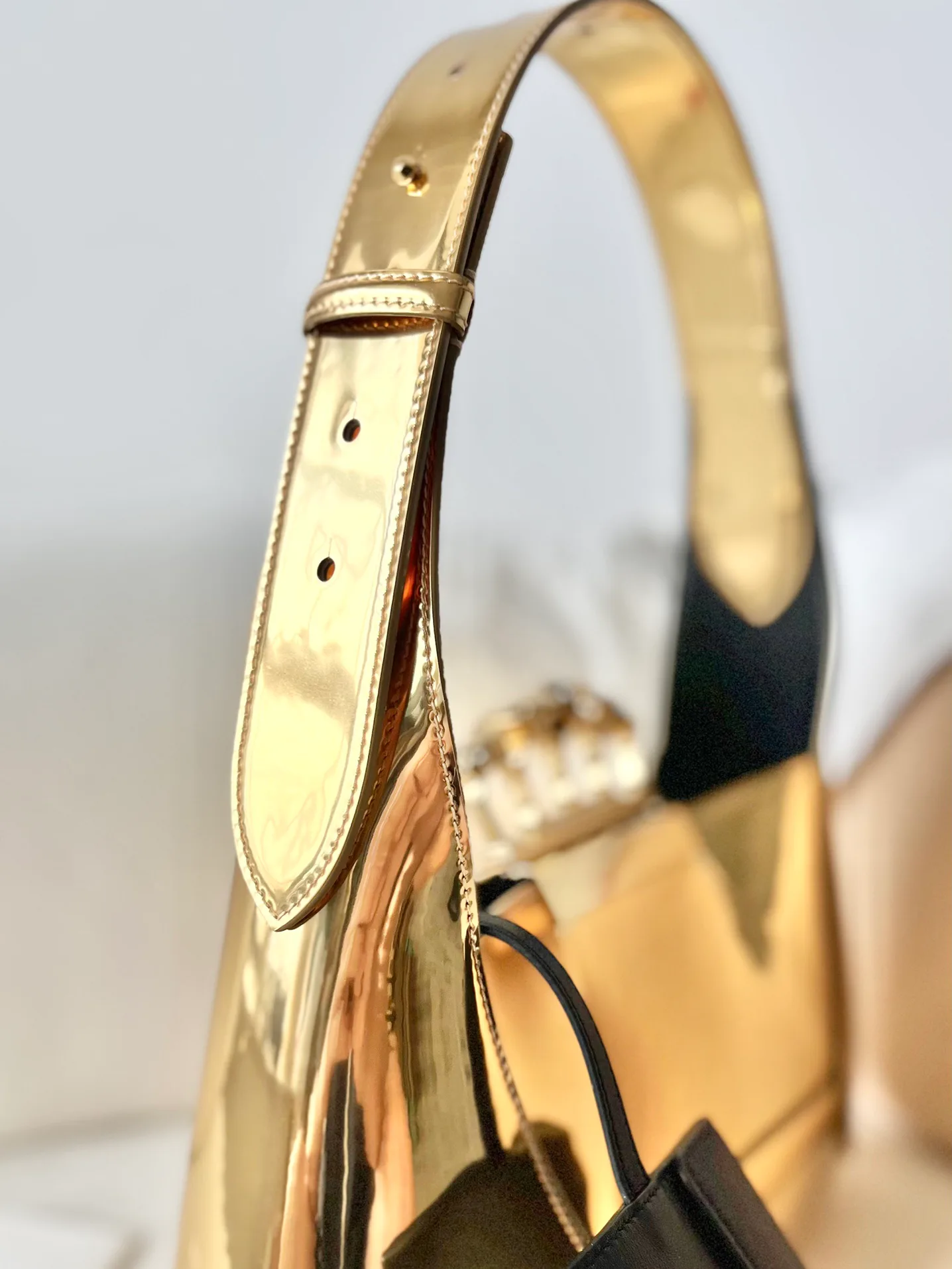 Сумки На Ремне Женские Alexander Mcqueen 11472509