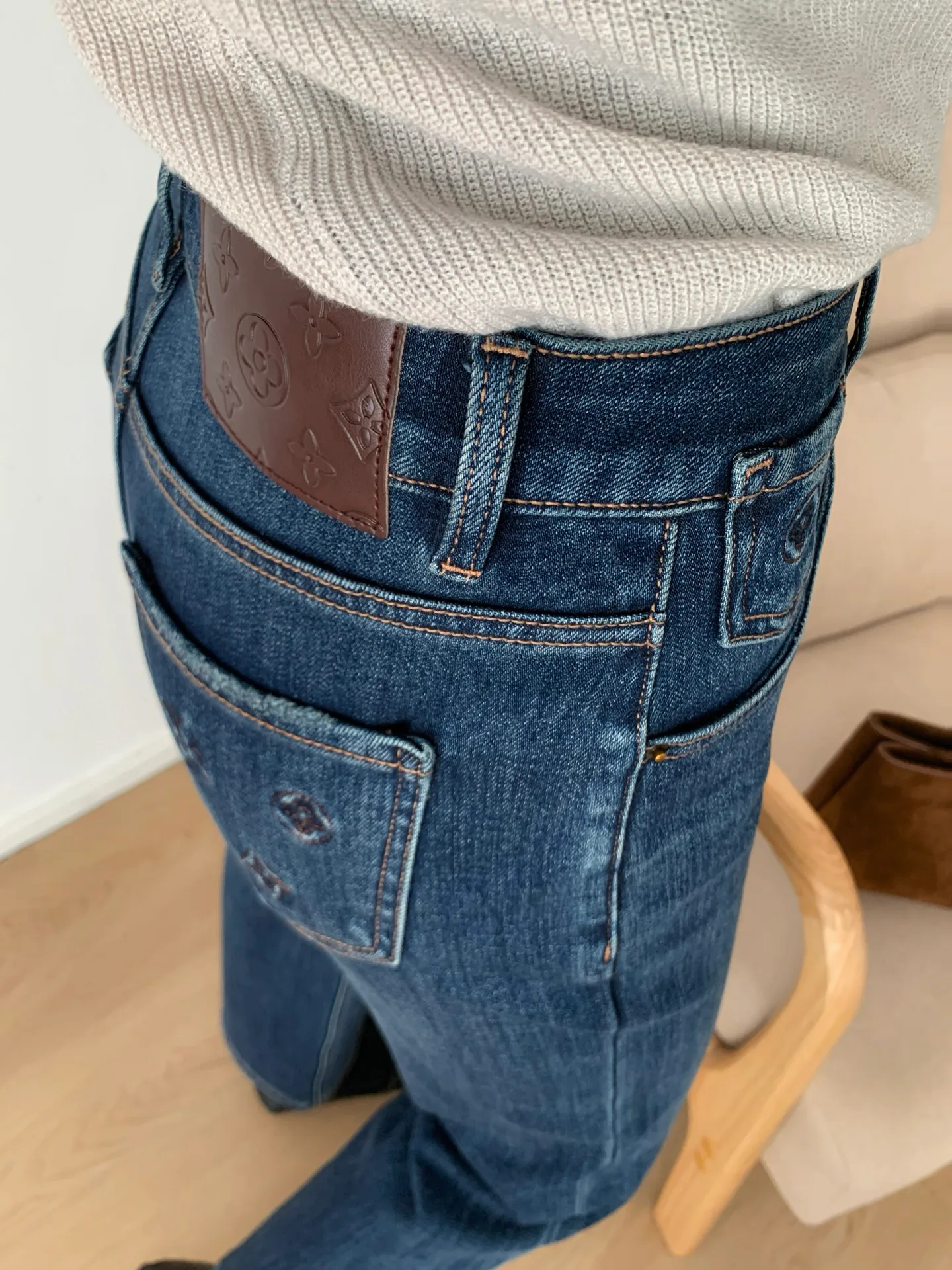 Брюки Женские Louis Vuitton 617511