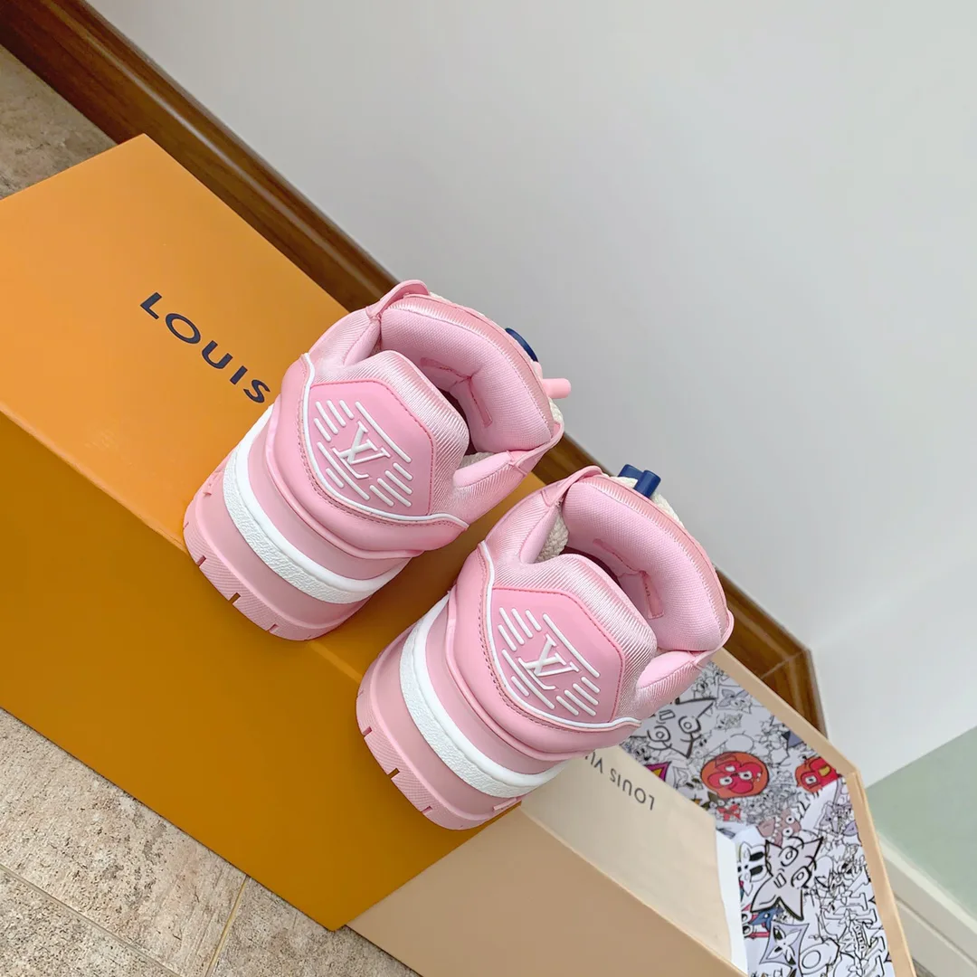 Кроссовки Женские Louis Vuitton 10234447