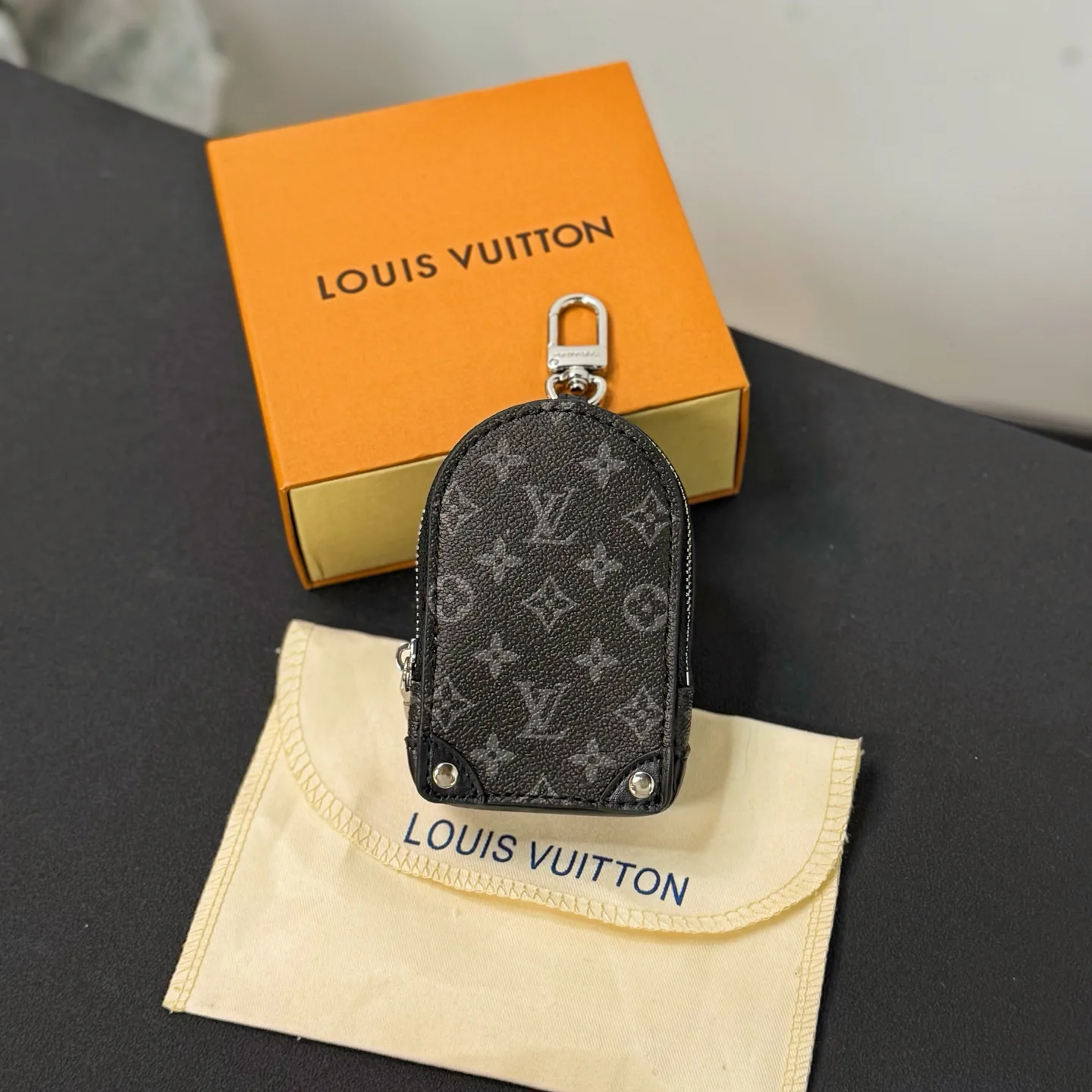 Клатчи Женские Louis Vuitton 13271461
