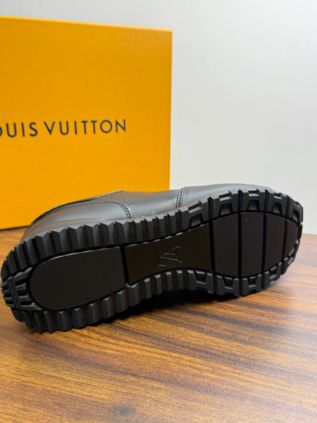 Кроссовки Мужские Louis Vuitton 20143424