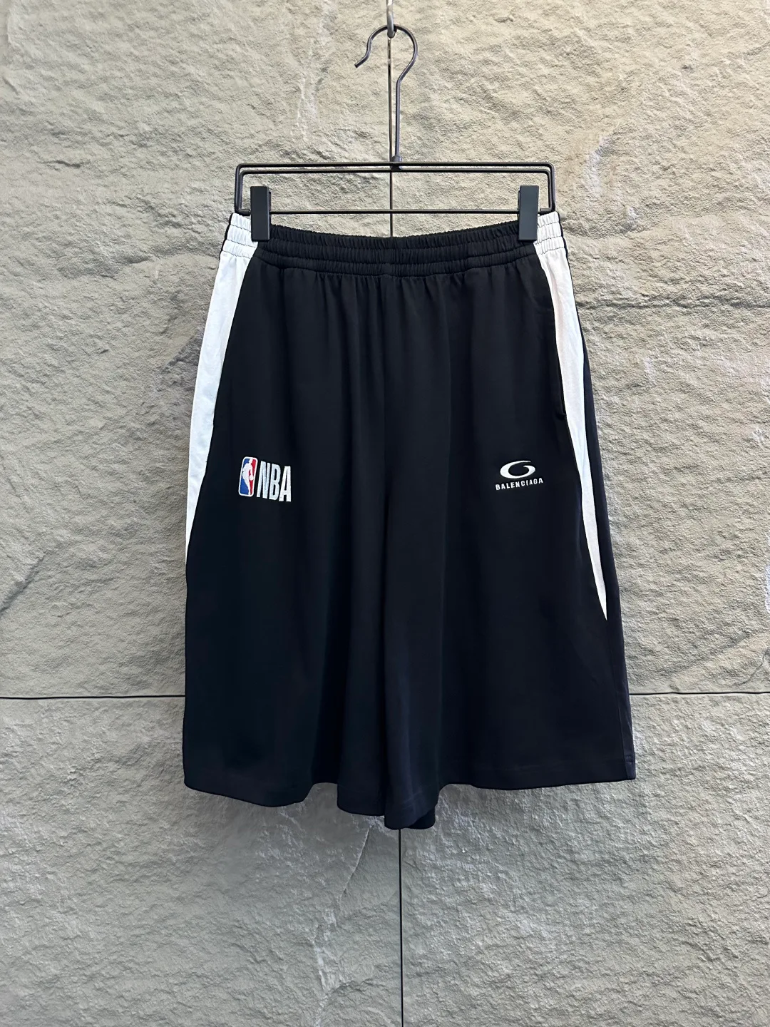 Шорты Женские Balenciaga 11754217