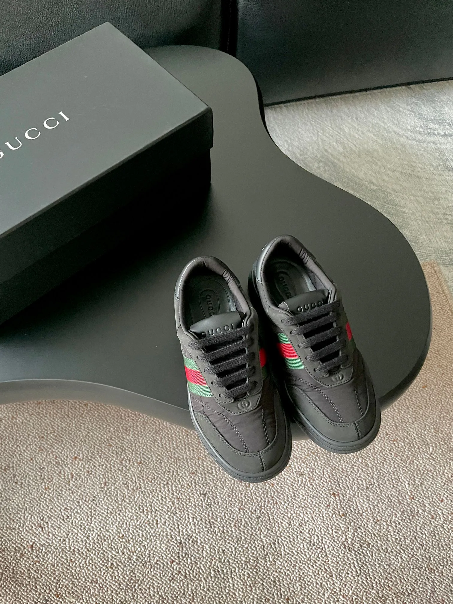 Кроссовки Женские Gucci 18766072