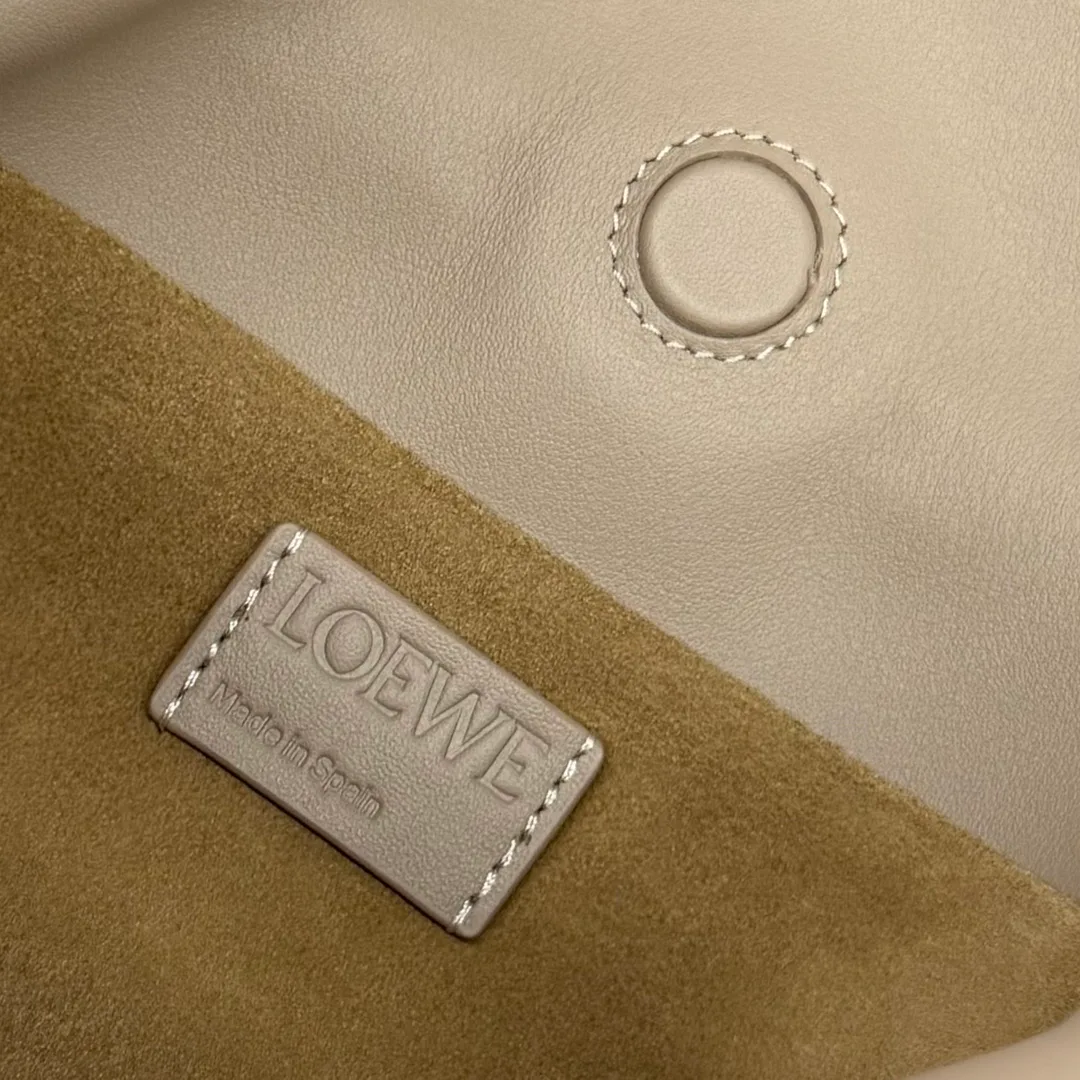 Клатчи Женские Loewe 11513568