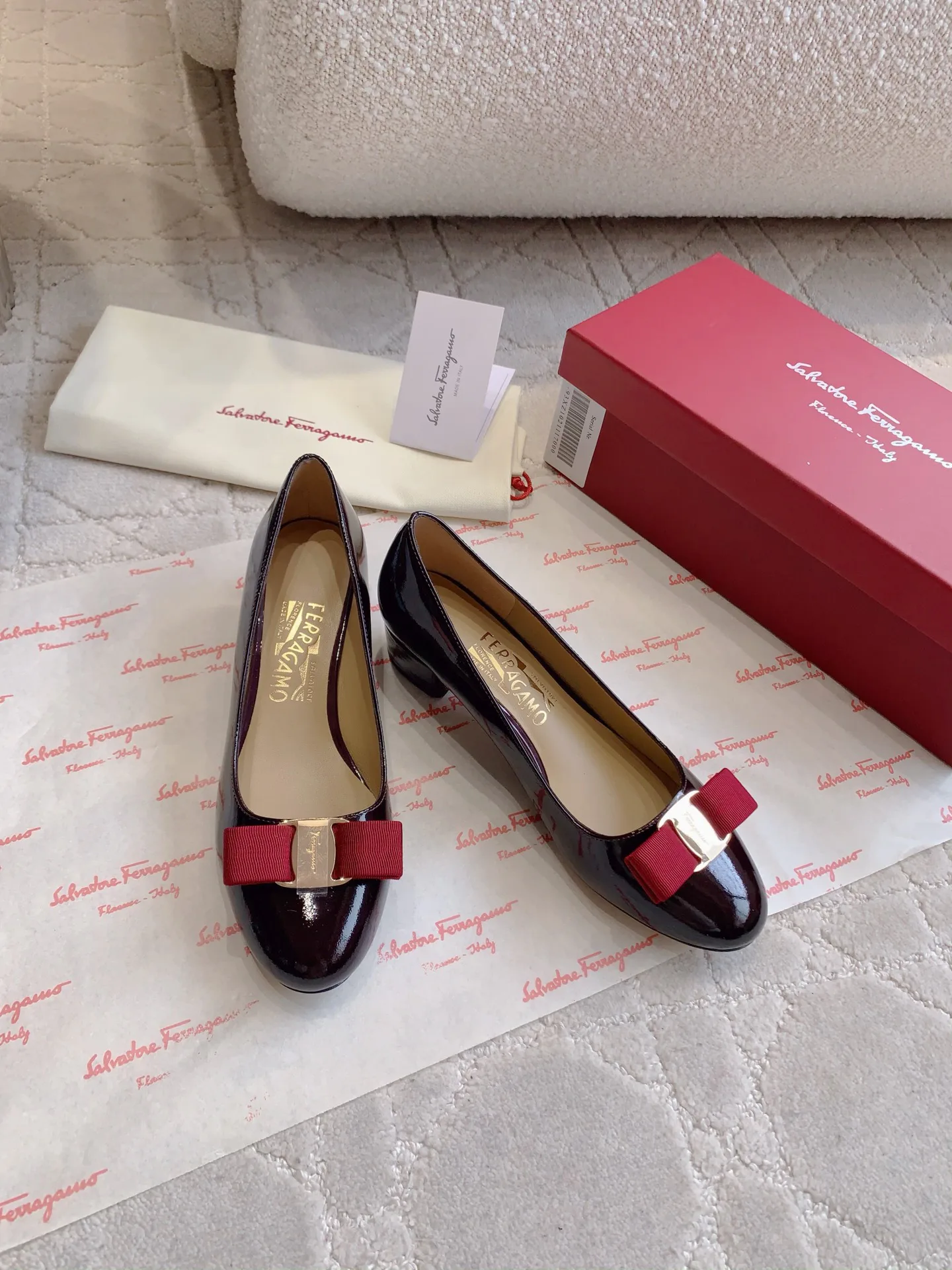 Балетки Женские Salvatore Ferragamo 11870089