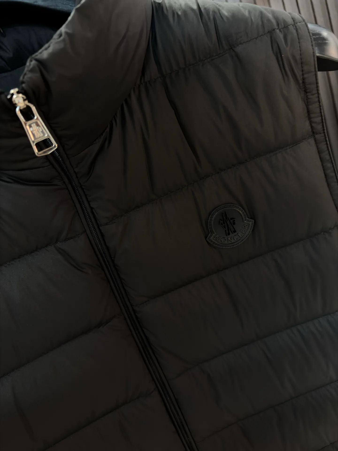 Жилеты Женские Moncler 17944007