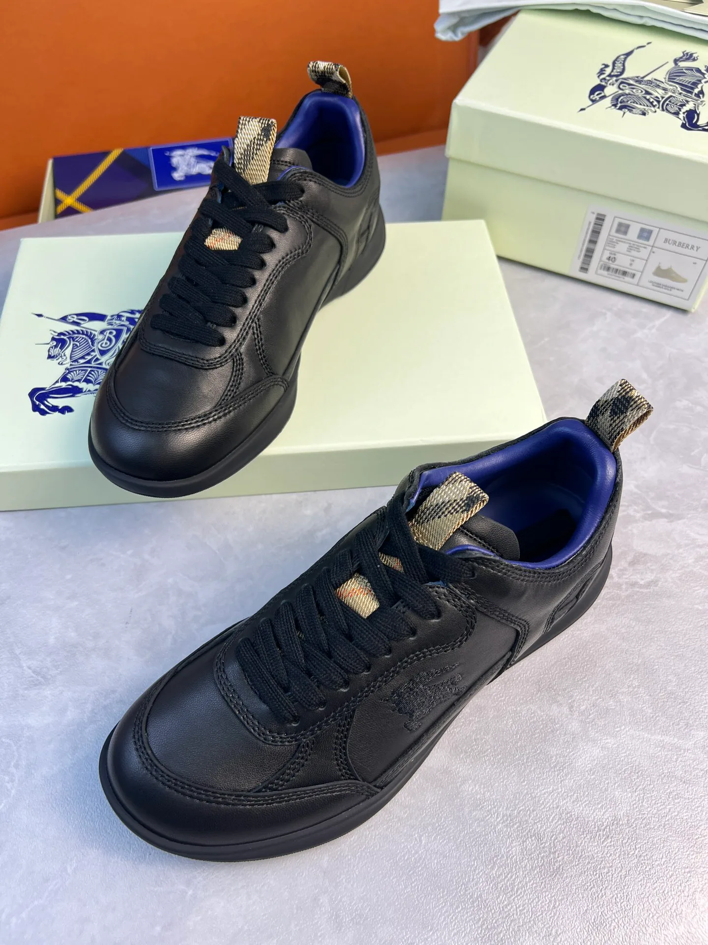 Кроссовки Мужские Burberry 17420309