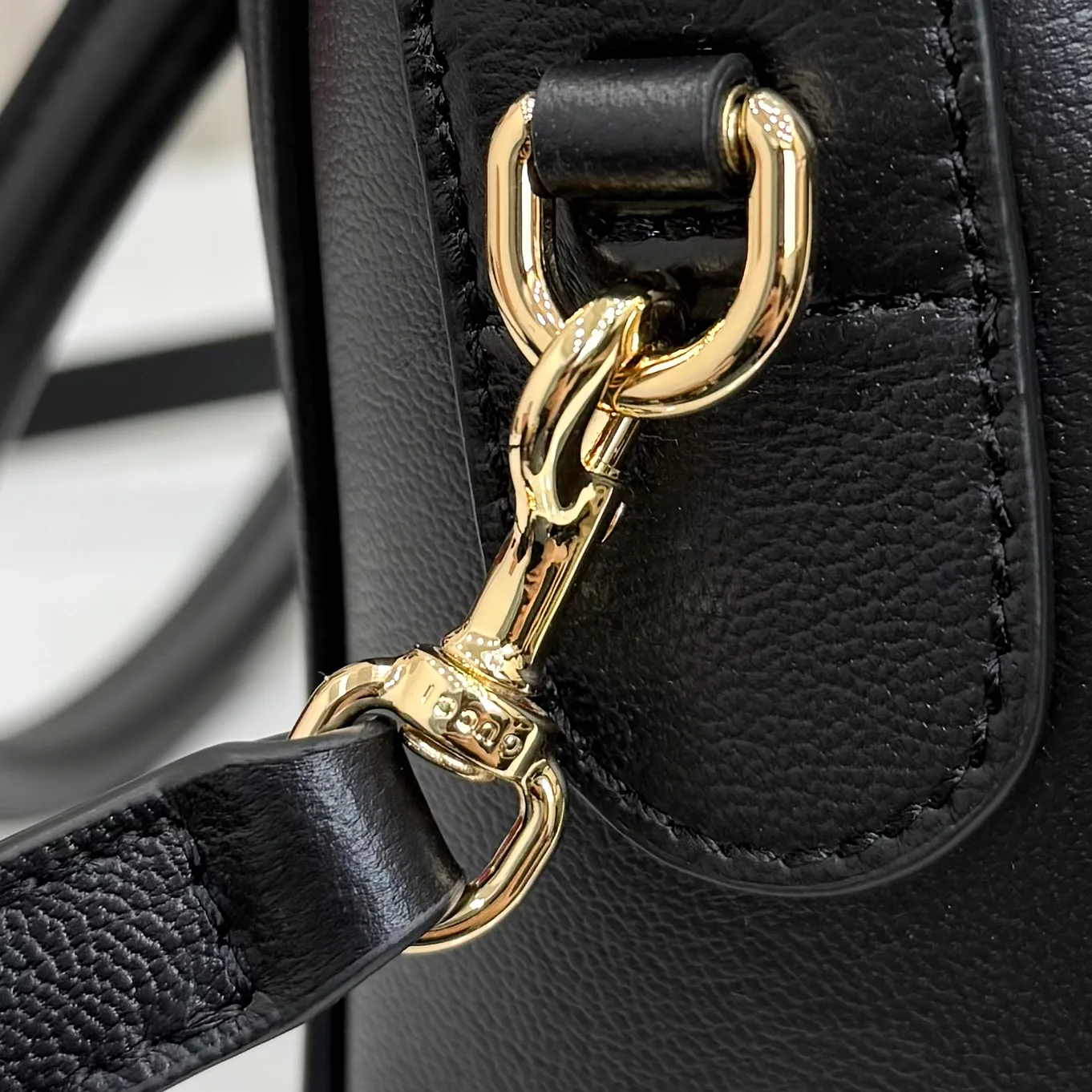Классические Сумки Женские Gucci 11704023