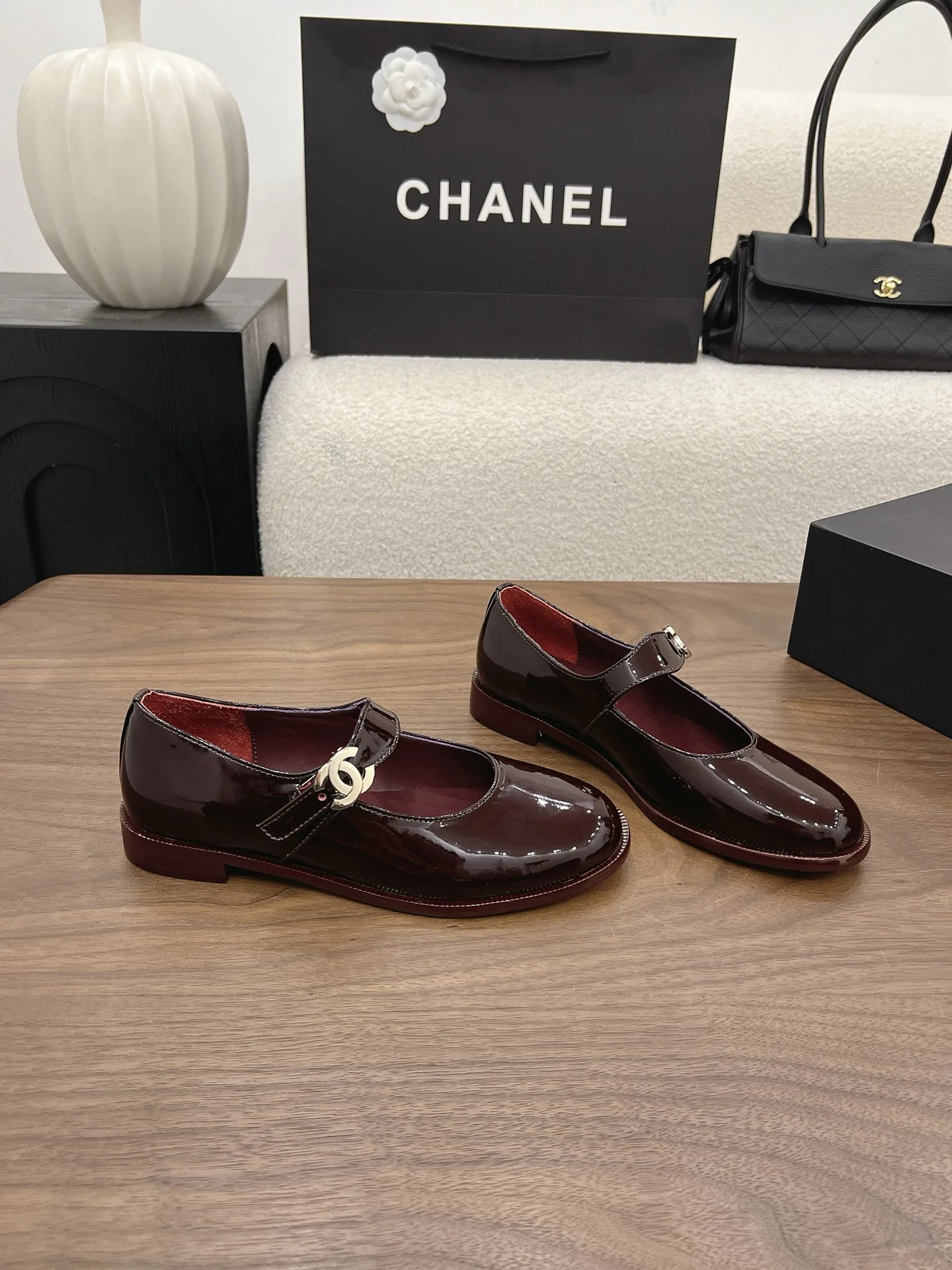 Туфли Женские Chanel 17342628