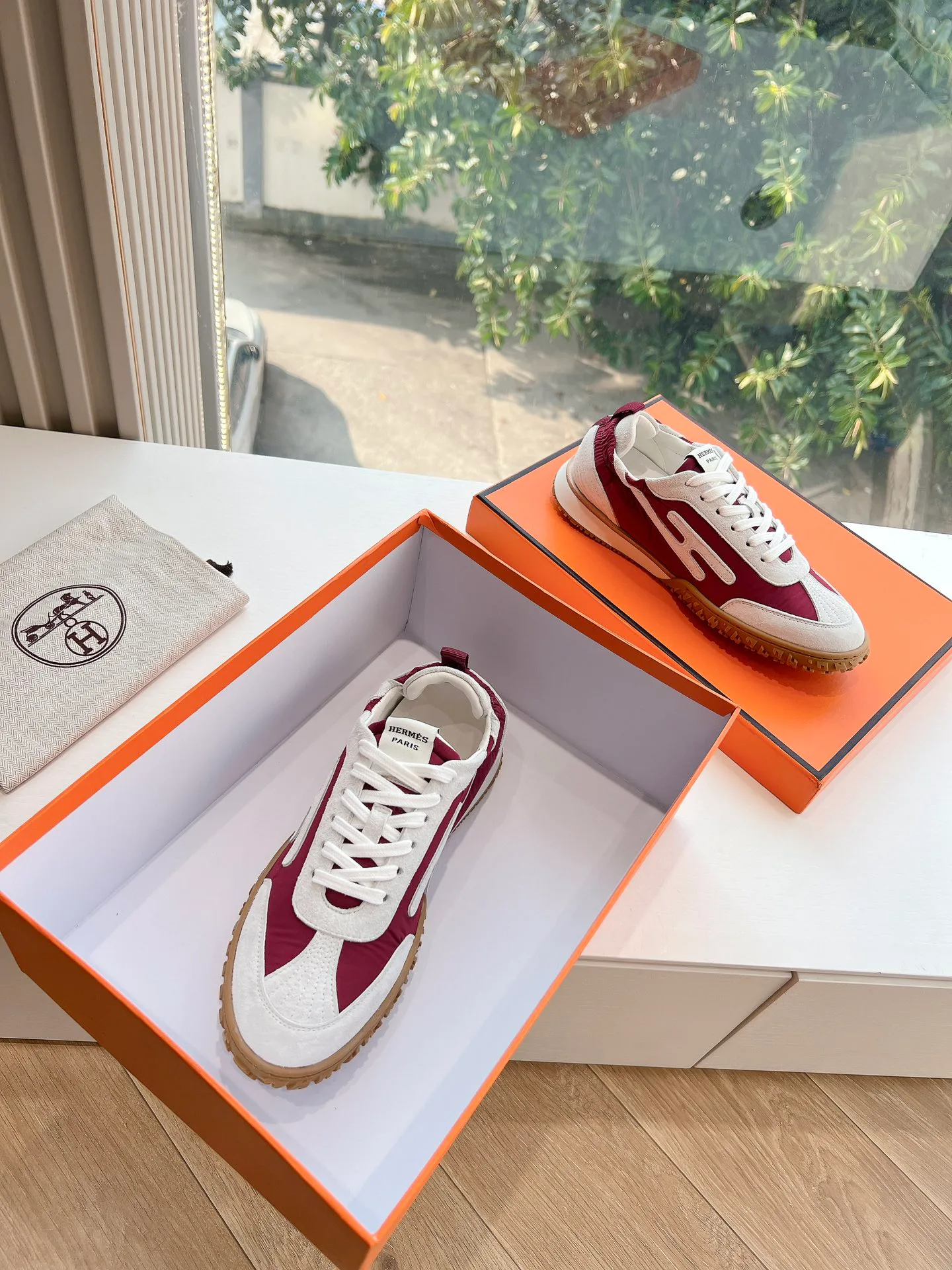 Кроссовки Женские Hermes 11014216