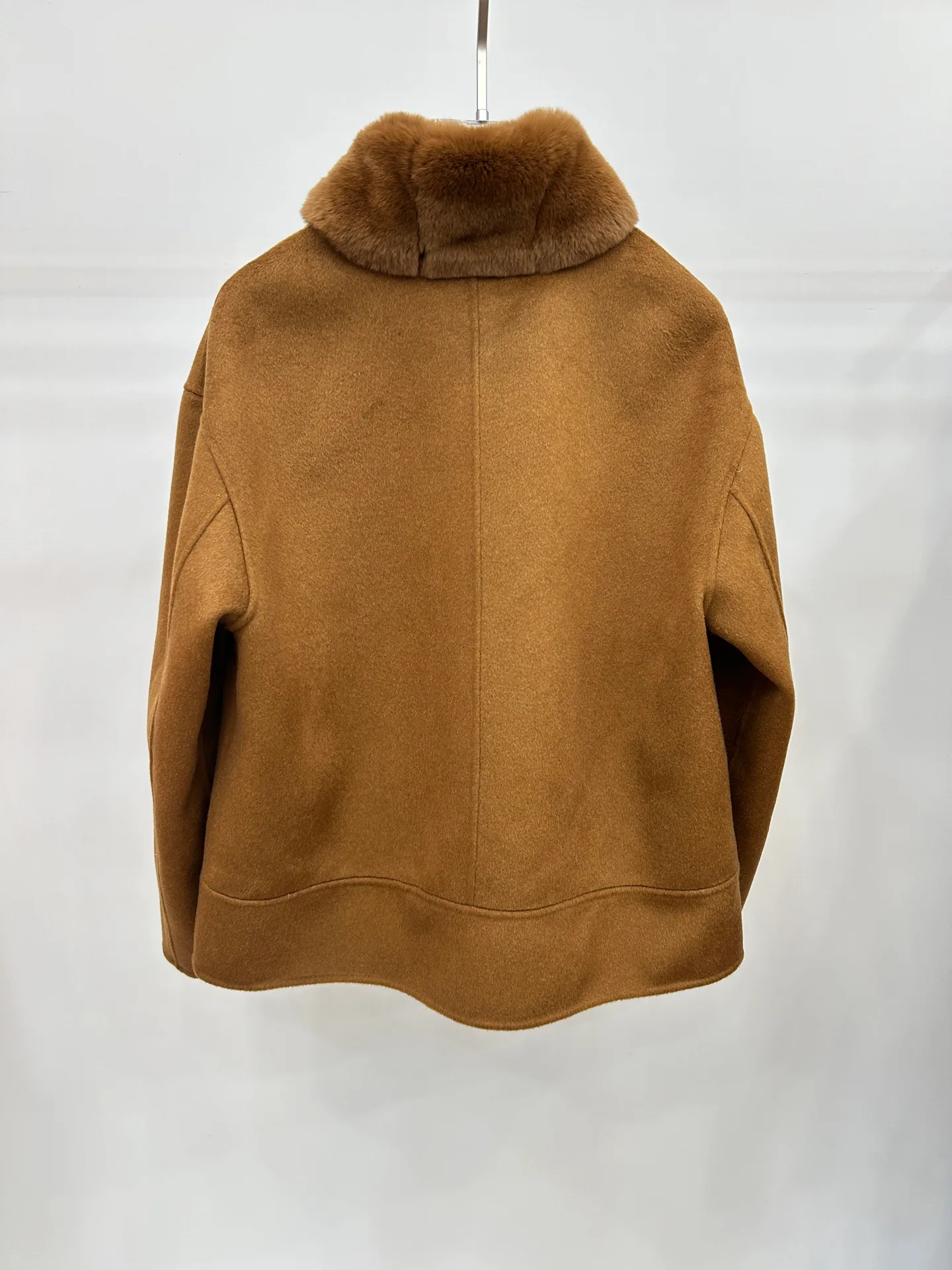 Куртки И Пуховики Женские Loro Piana 719070