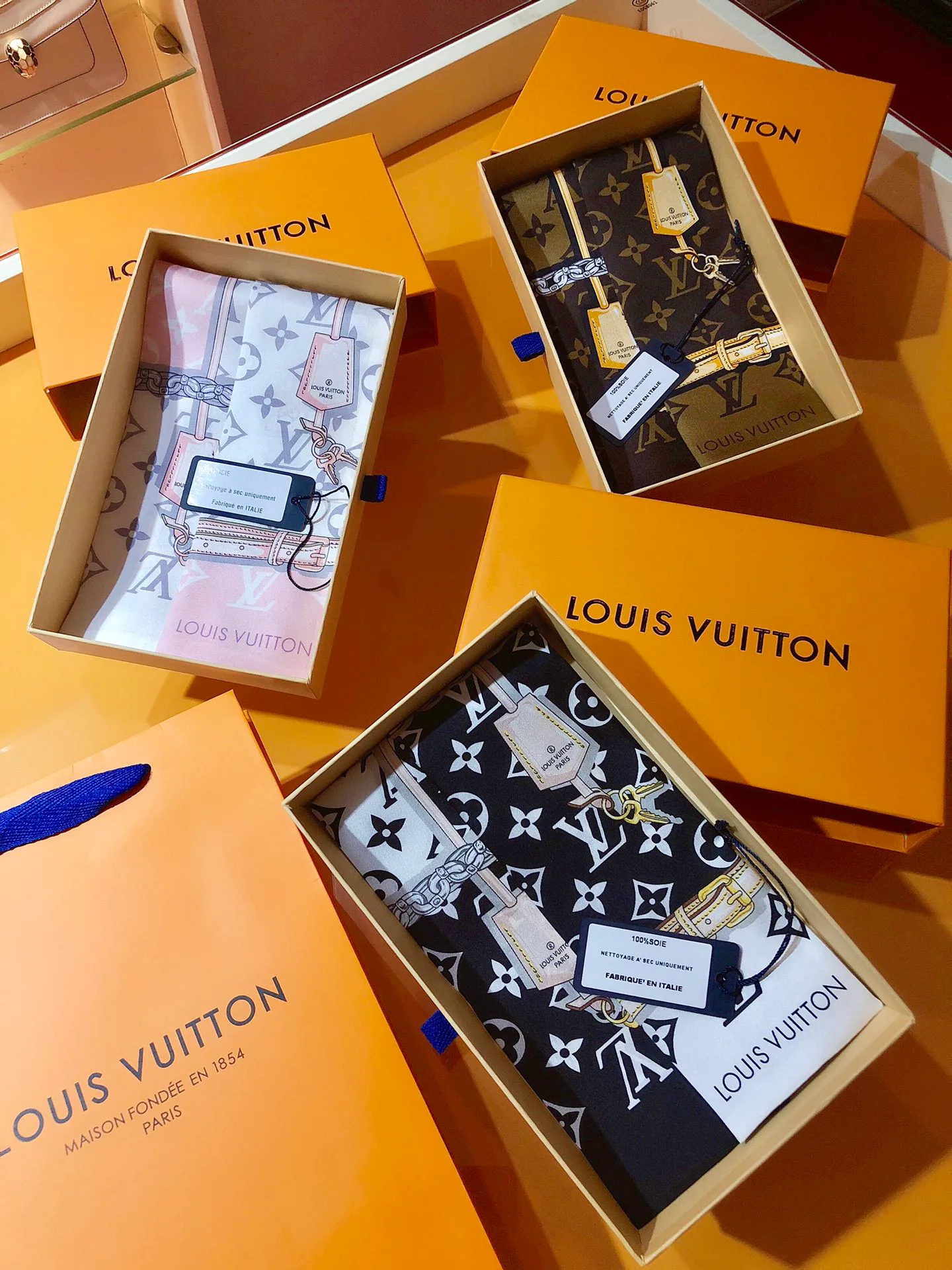 Шарфы Louis Vuitton 33528