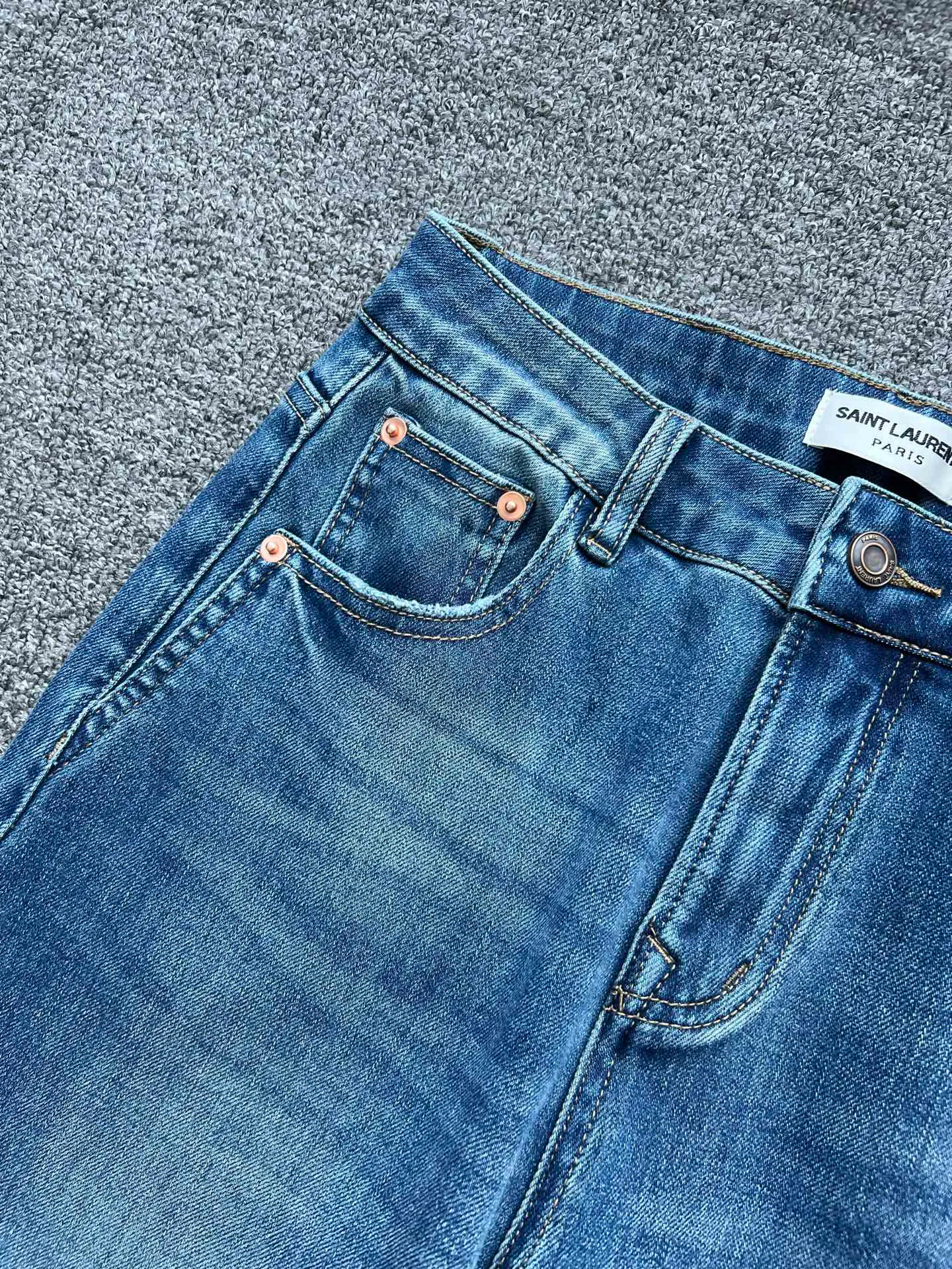 Джинсы Женские Saint Laurent 11319717