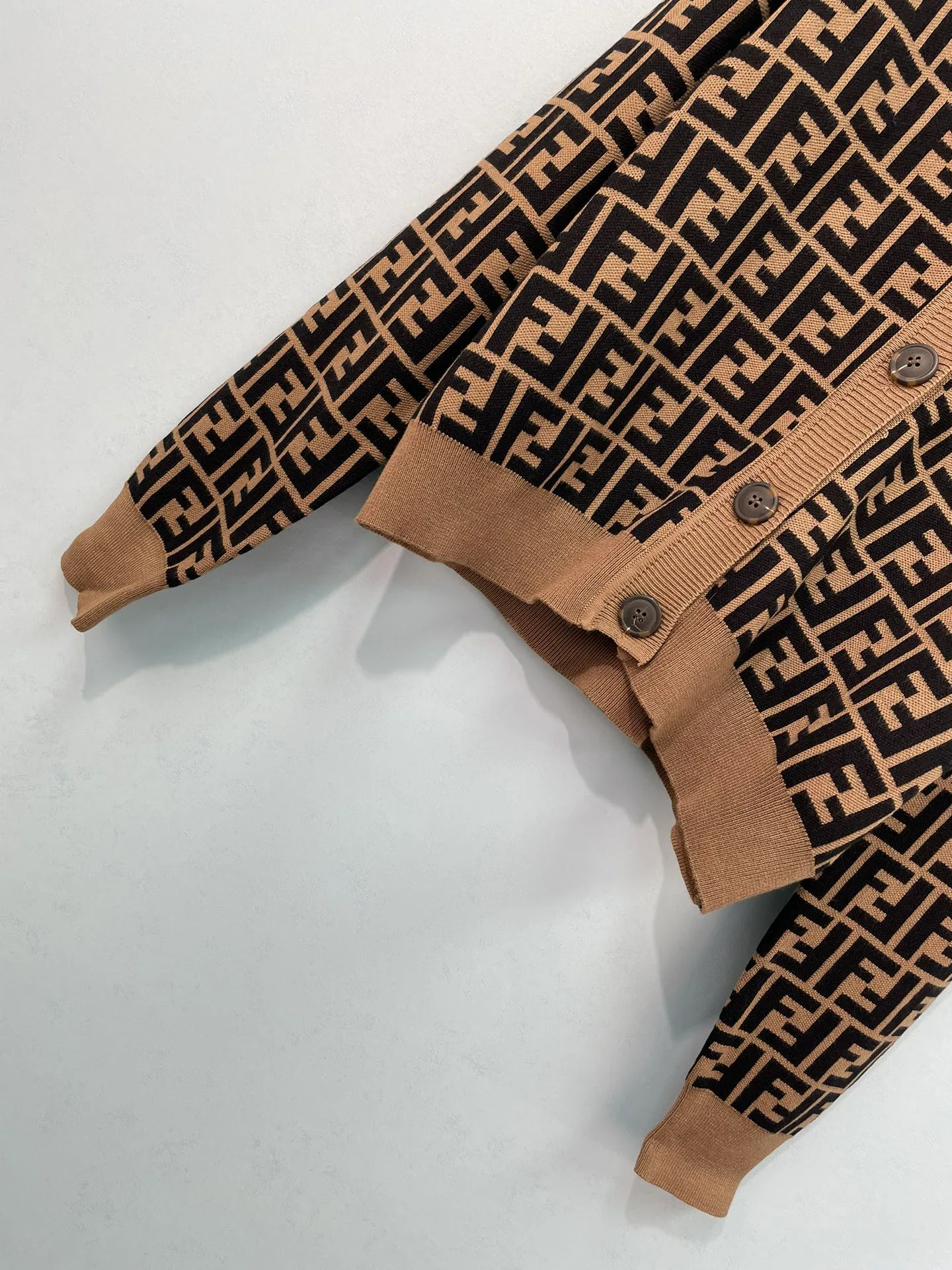 Джемперы И Свитеры Женские Fendi 18151200