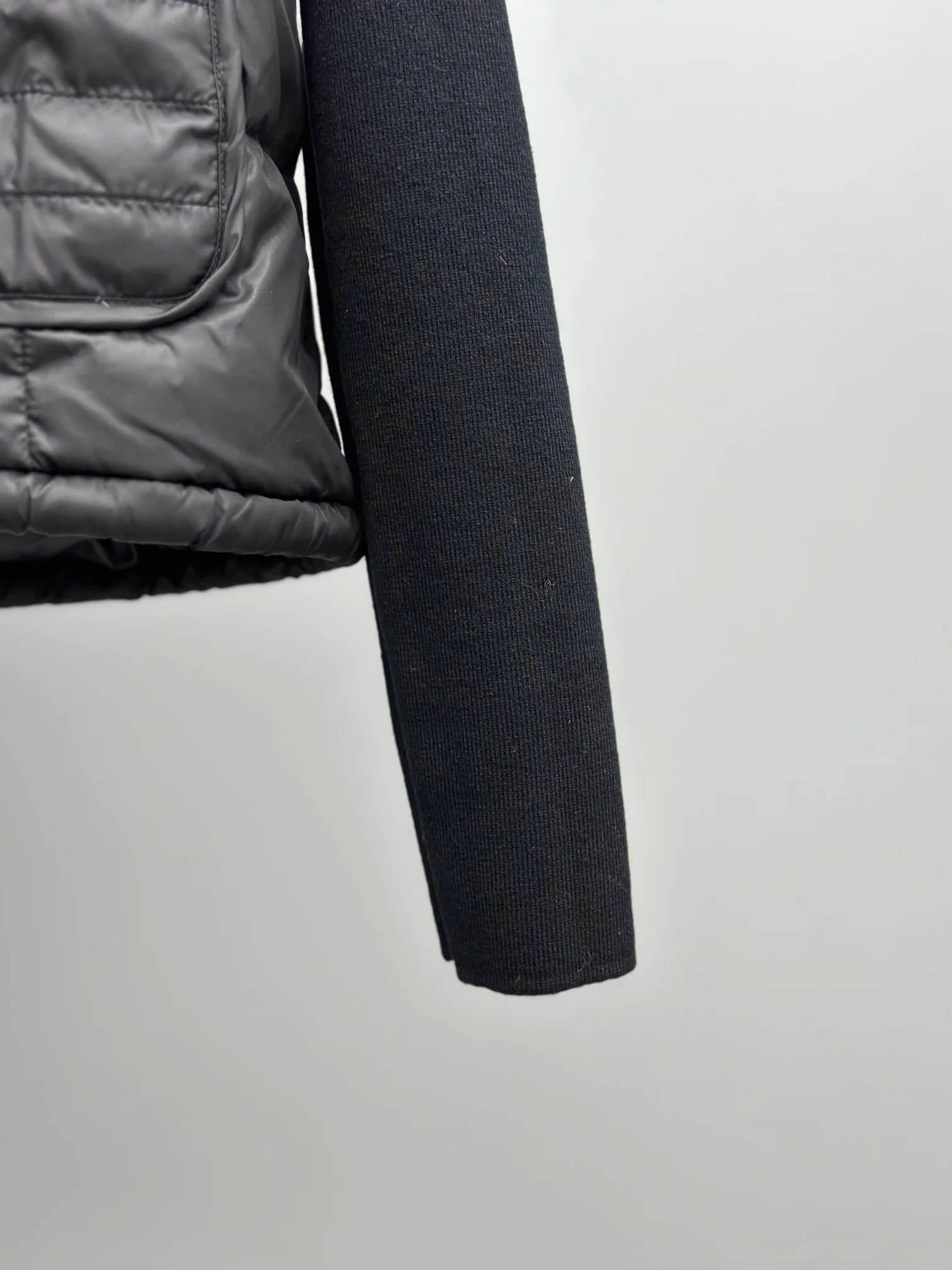 Куртки И Пуховики Женские Moncler 17951430