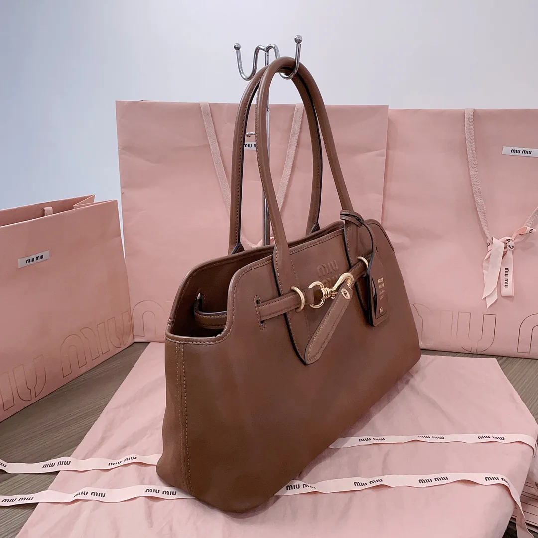 Классические Сумки Женские Miu Miu 18004737