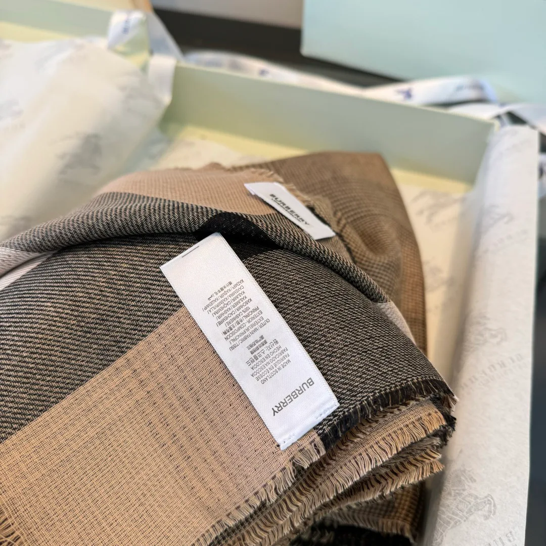 Шарфы Burberry 18003237