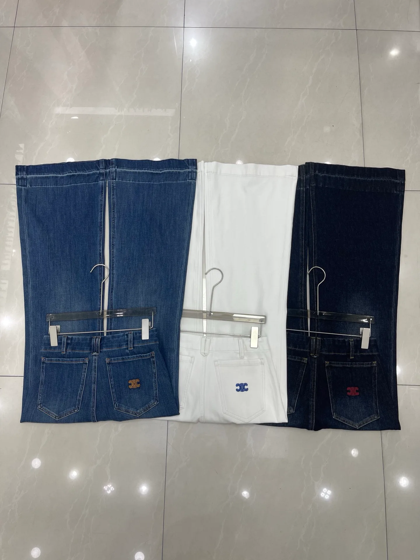Джинсы Женские Celine 19505479