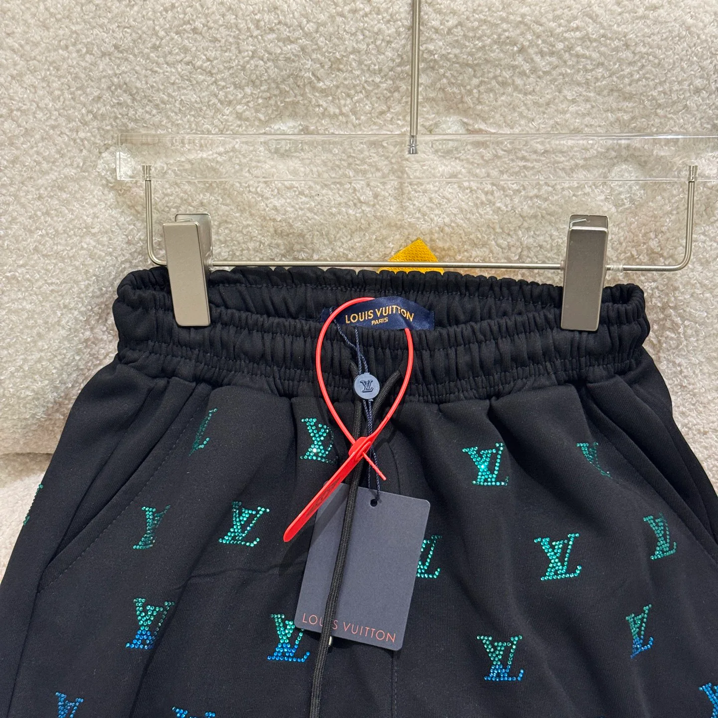 Шорты Мужские Louis Vuitton 34521