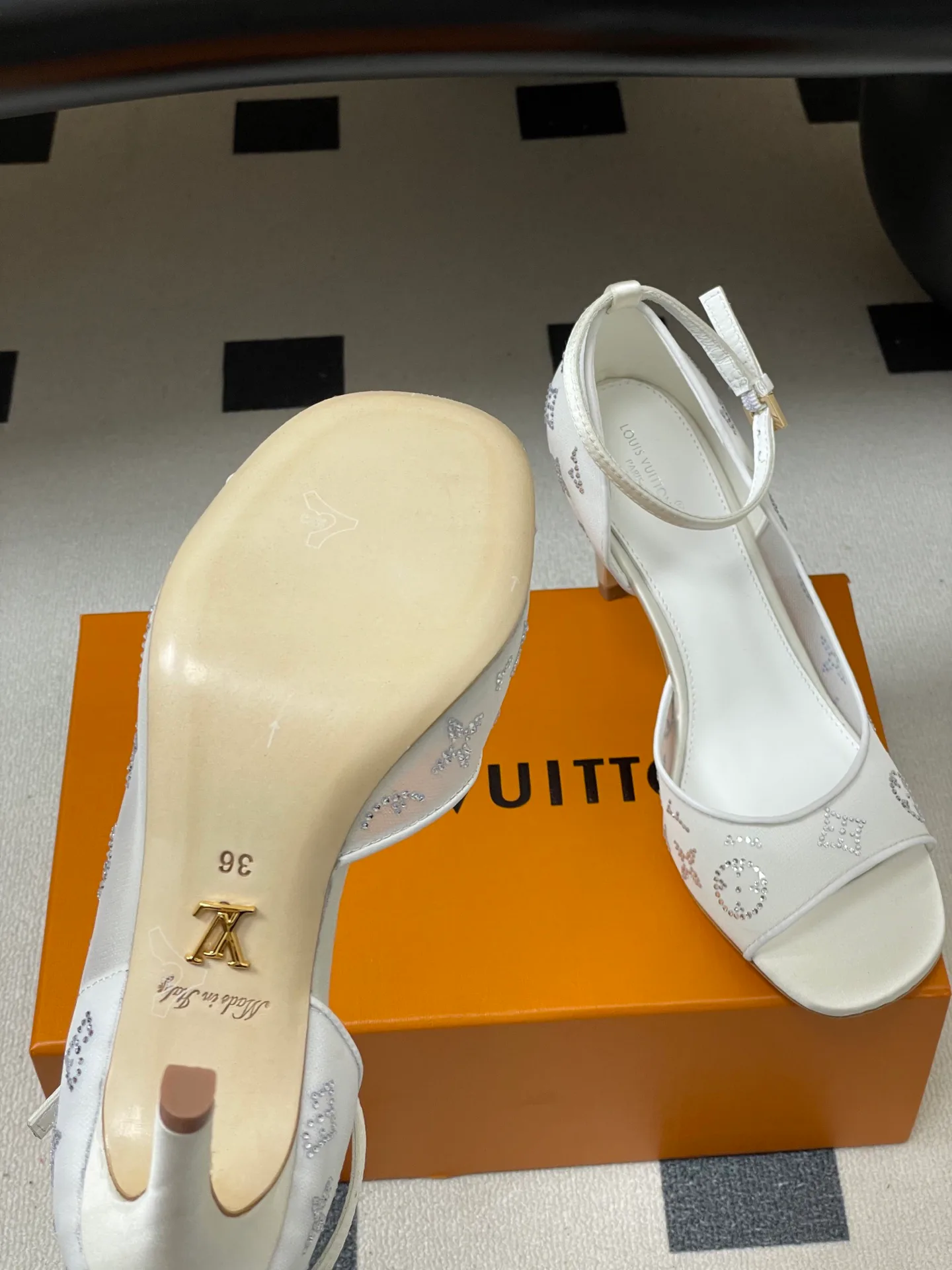 Босоножки Женские Louis Vuitton 11628683