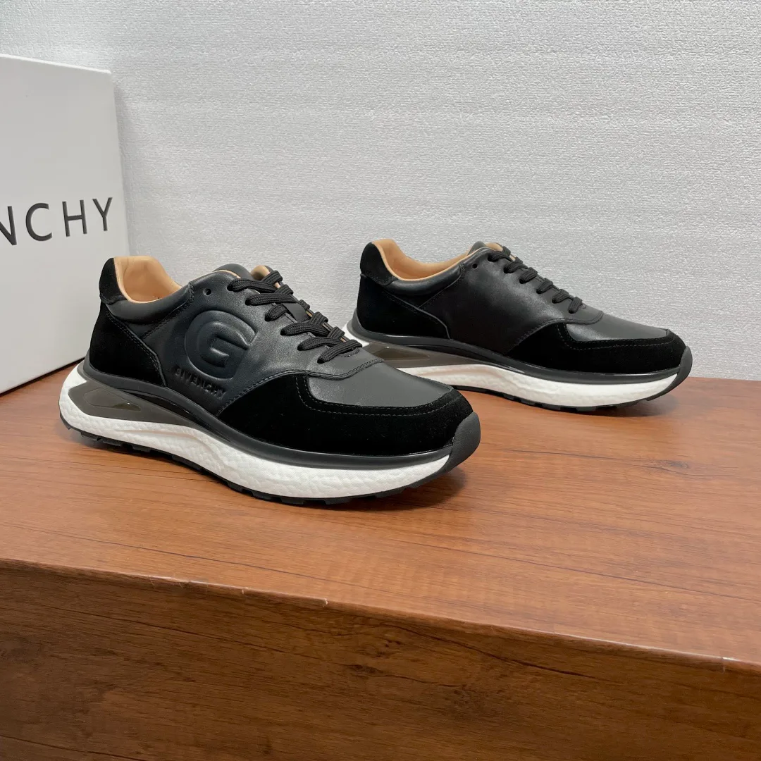 Кроссовки Мужские Givenchy 12788755