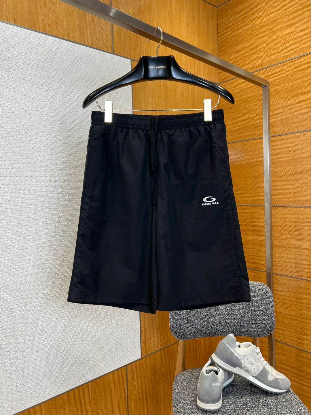 Шорты Мужские Balenciaga 13077135