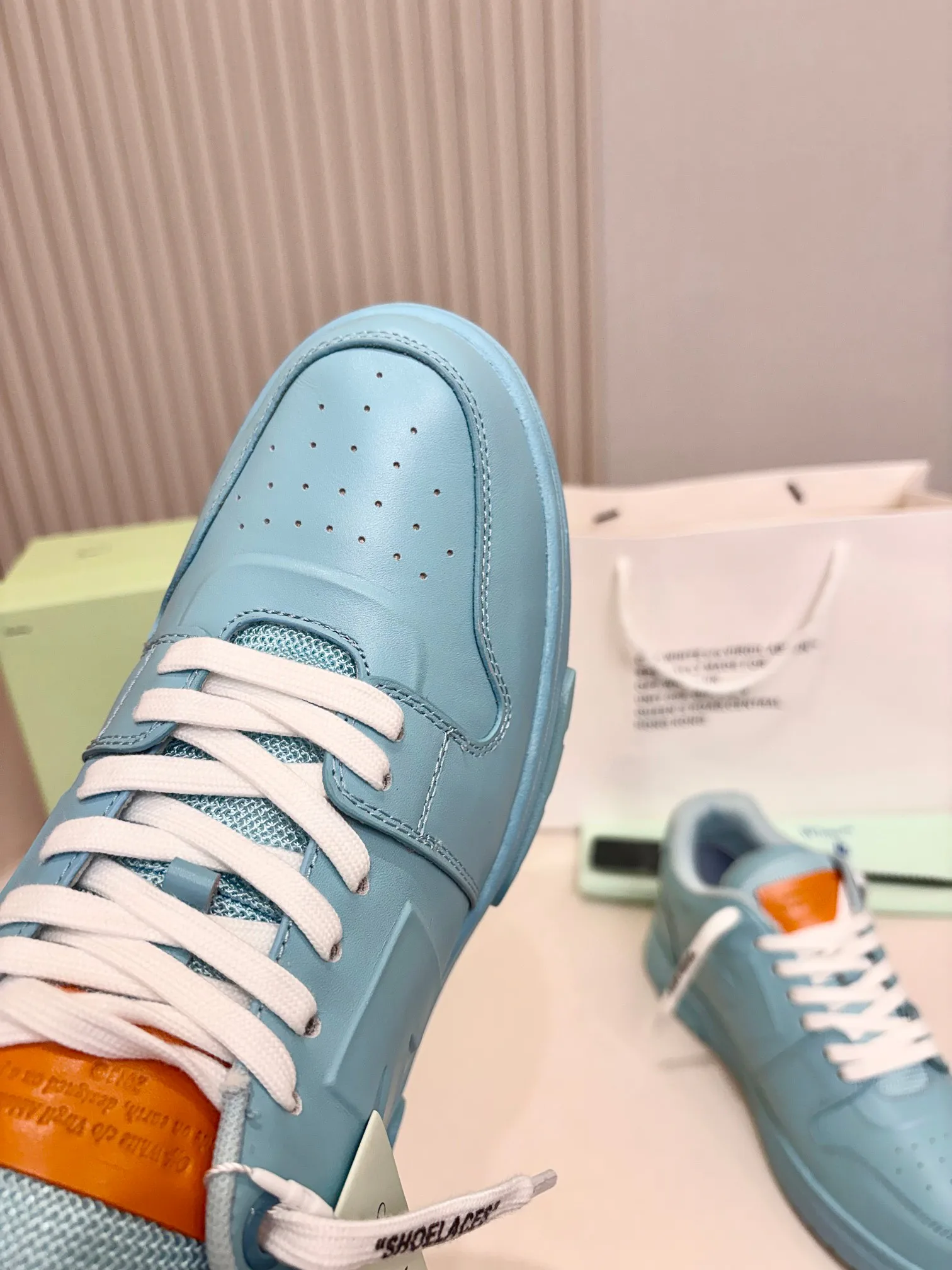 Кроссовки Женские Off-White 18158667