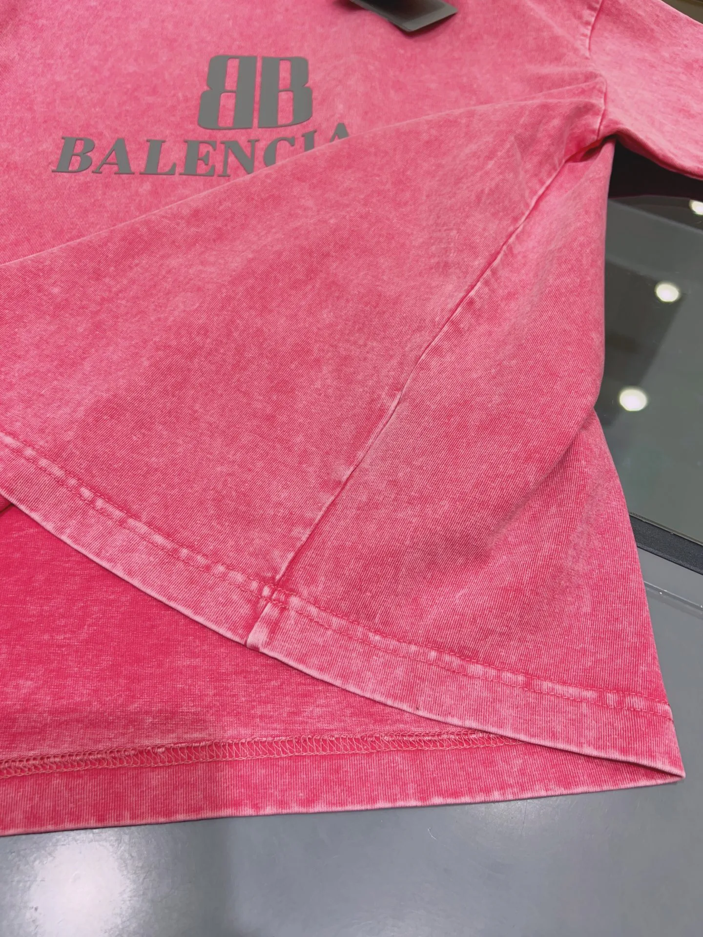 Футболки Женские Balenciaga 1808803